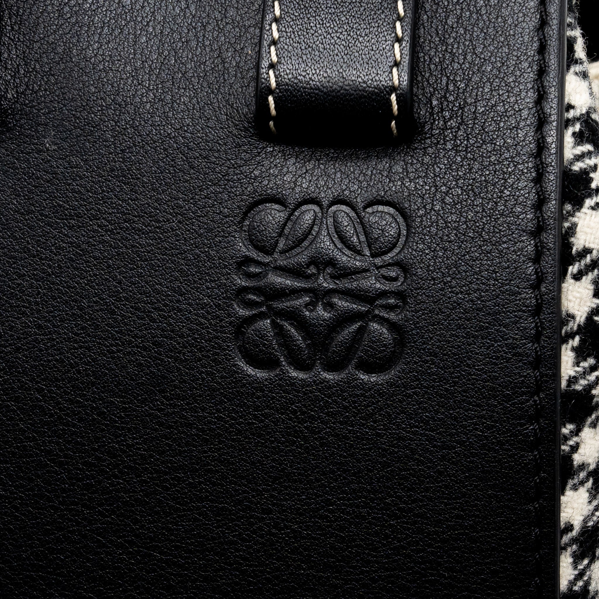 LOEWE SMALL HAMMOCK BAG CALFSKIN / FABRIC MULTICOLOR BLACK / WHITE SHW