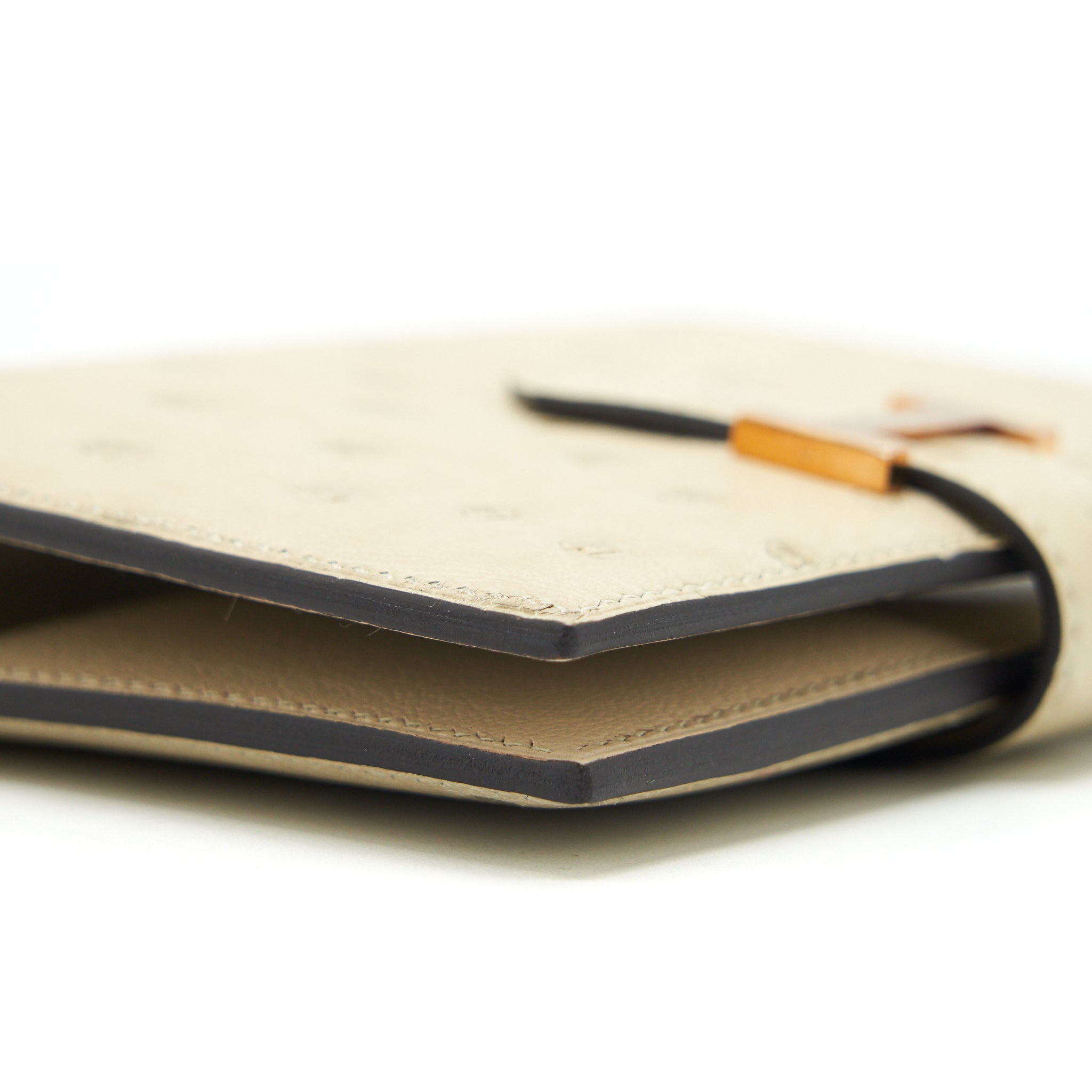 HERMES OSTRICH BEARN COMPACT WALLET 3C PARCHEMIN GHW