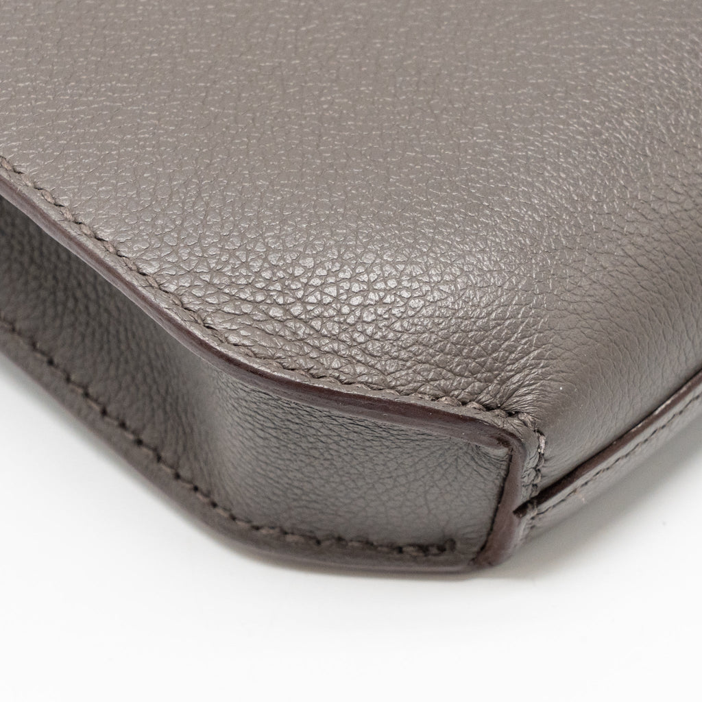 HERMES POCHETTE KELLY DEPECHES 25 EVERCOLOR GRIS ETAIN SHW