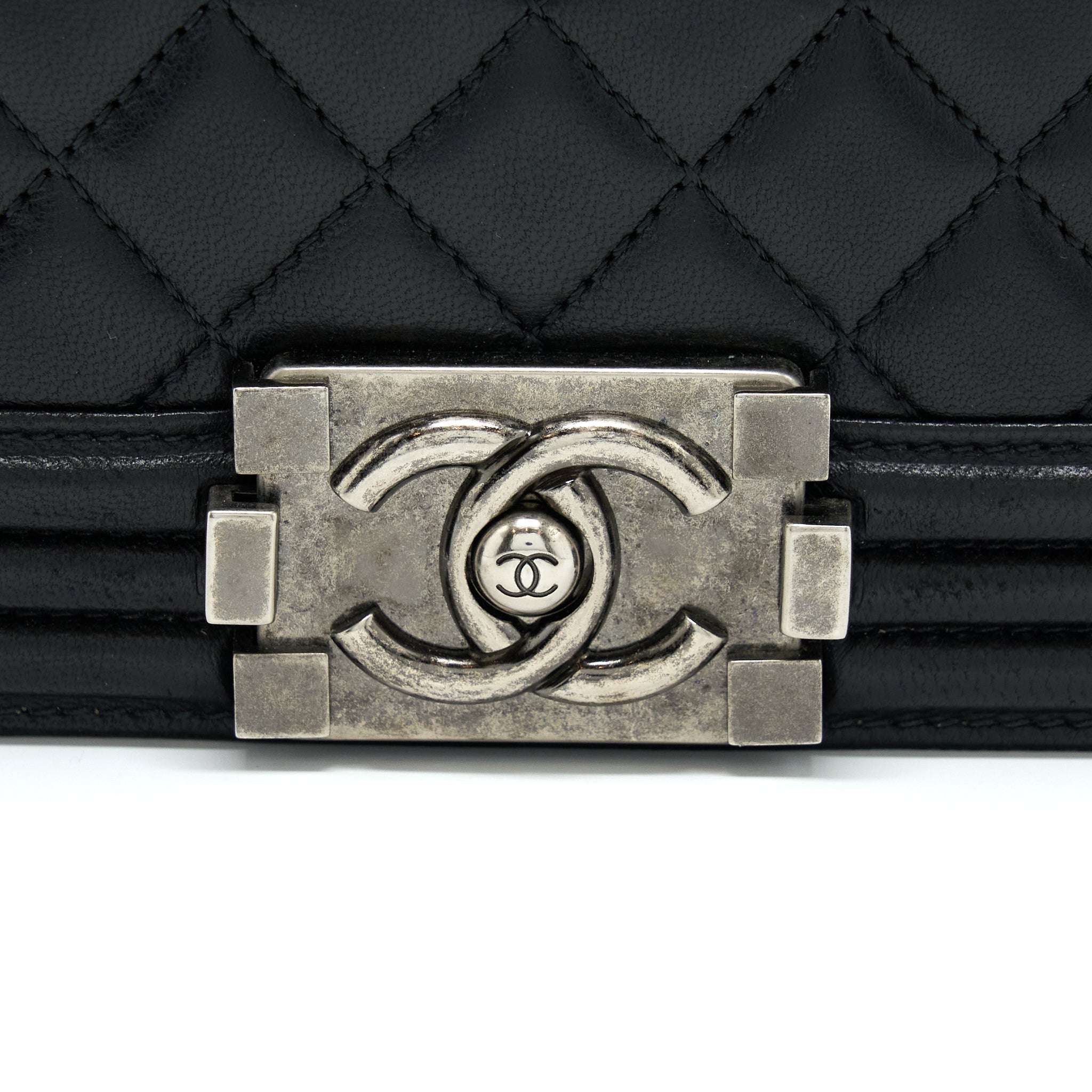 CHANEL MEDIUM BOY BAG LAMBSKIN BLACK RUTHENIUM SHW