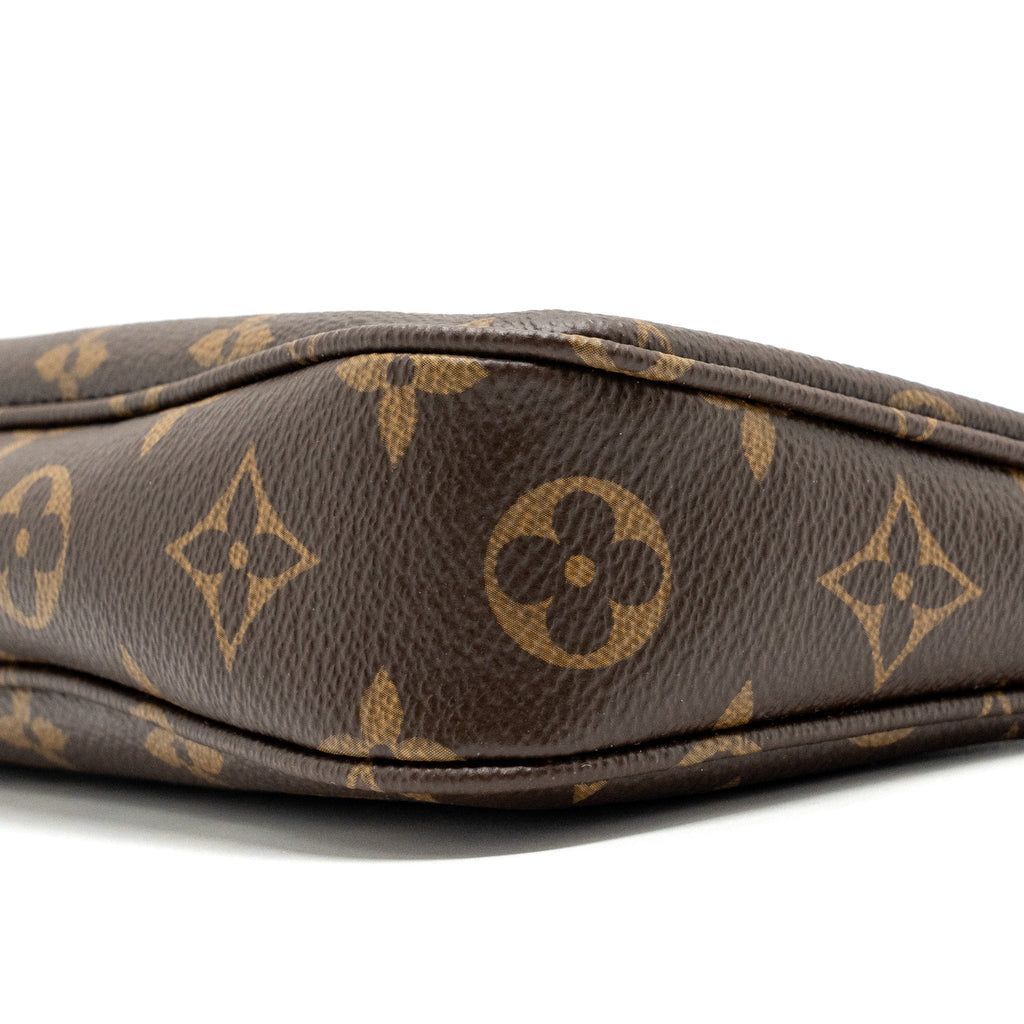 LOUIS VUITTON POCHETTE ACCESSORIES MONOGRAM CANVAS GHW