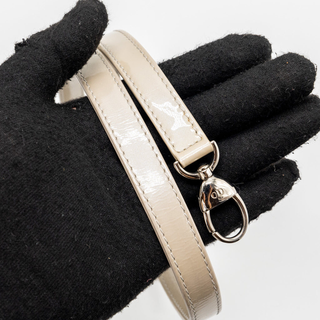 DIOR MEDIUM LADY DIOR PATENT LIGHT GREY SHW