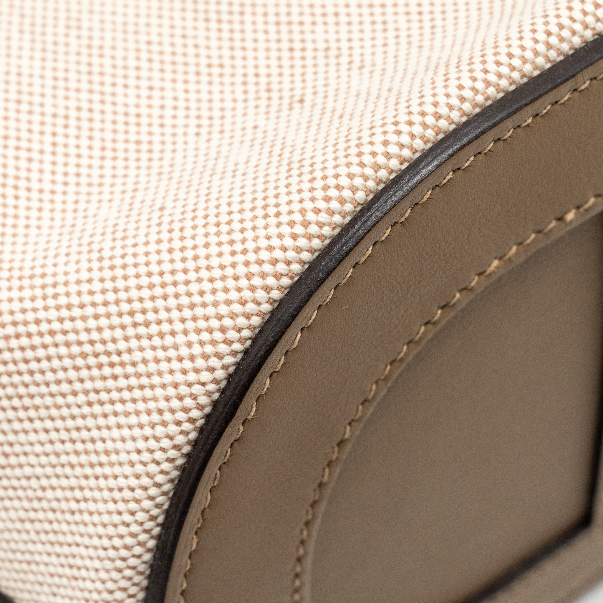 HERMES IN-THE-LOOP 18 BAG CANVAS / SWIFT ECRU-BEIGE/ BEIGE DE WEIMAR SHW
