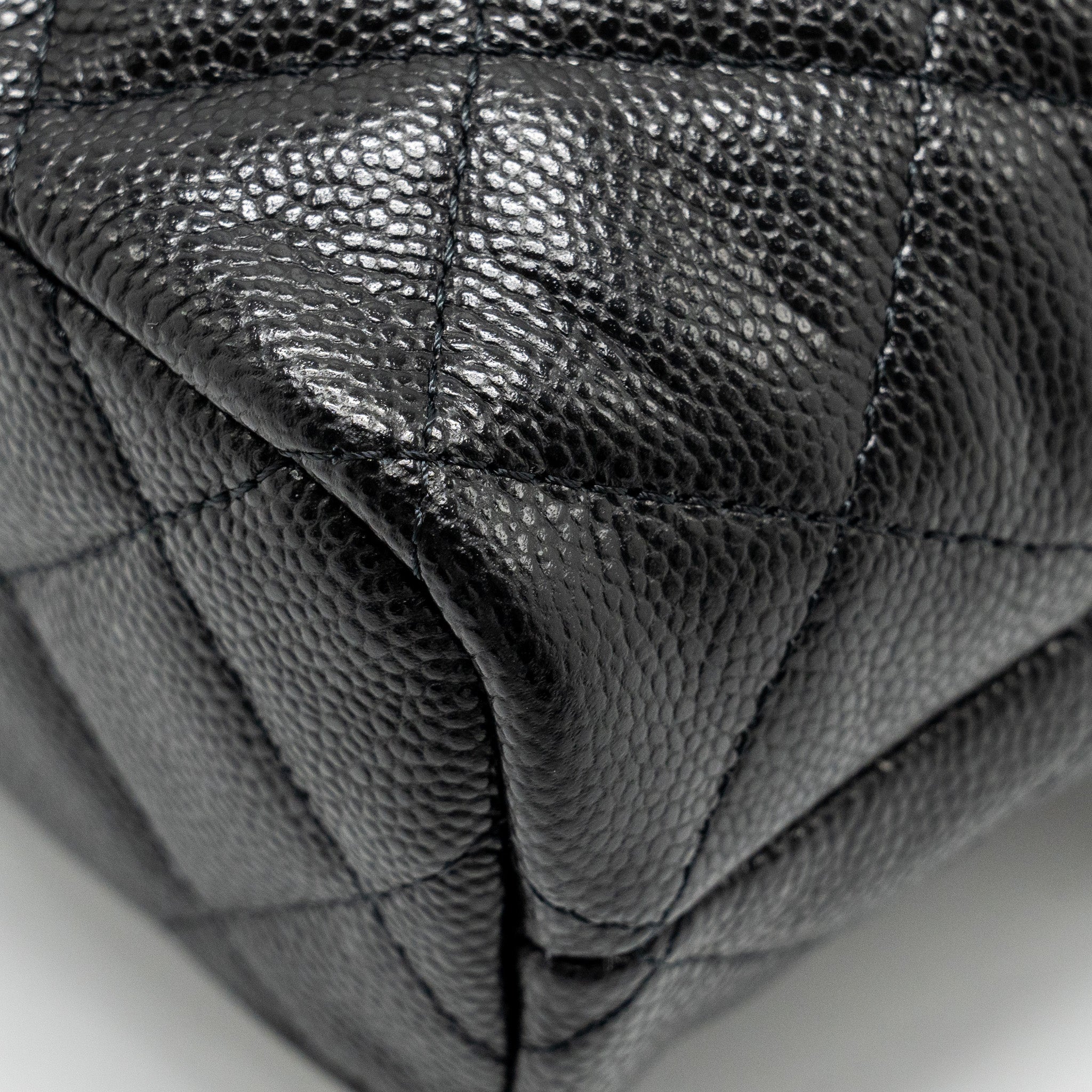 CHANEL 25C QUILTED HOBO BAG CAVIAR BLACK GHW (MICROCHIP)