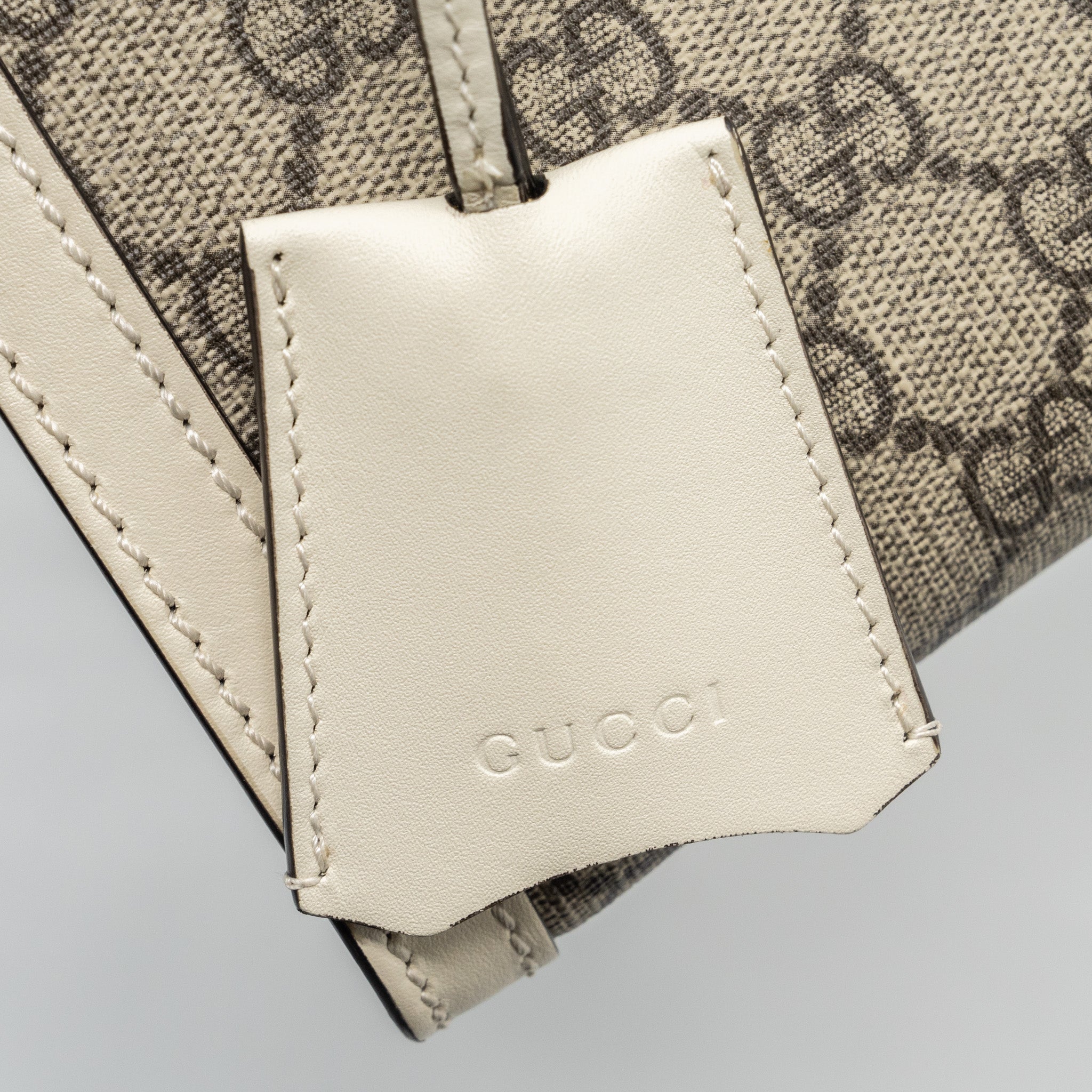 GUCCI PADLOCK SMALL SHOULDER BAG GG SUPREME CANVAS / LEATHER WHITE GHW