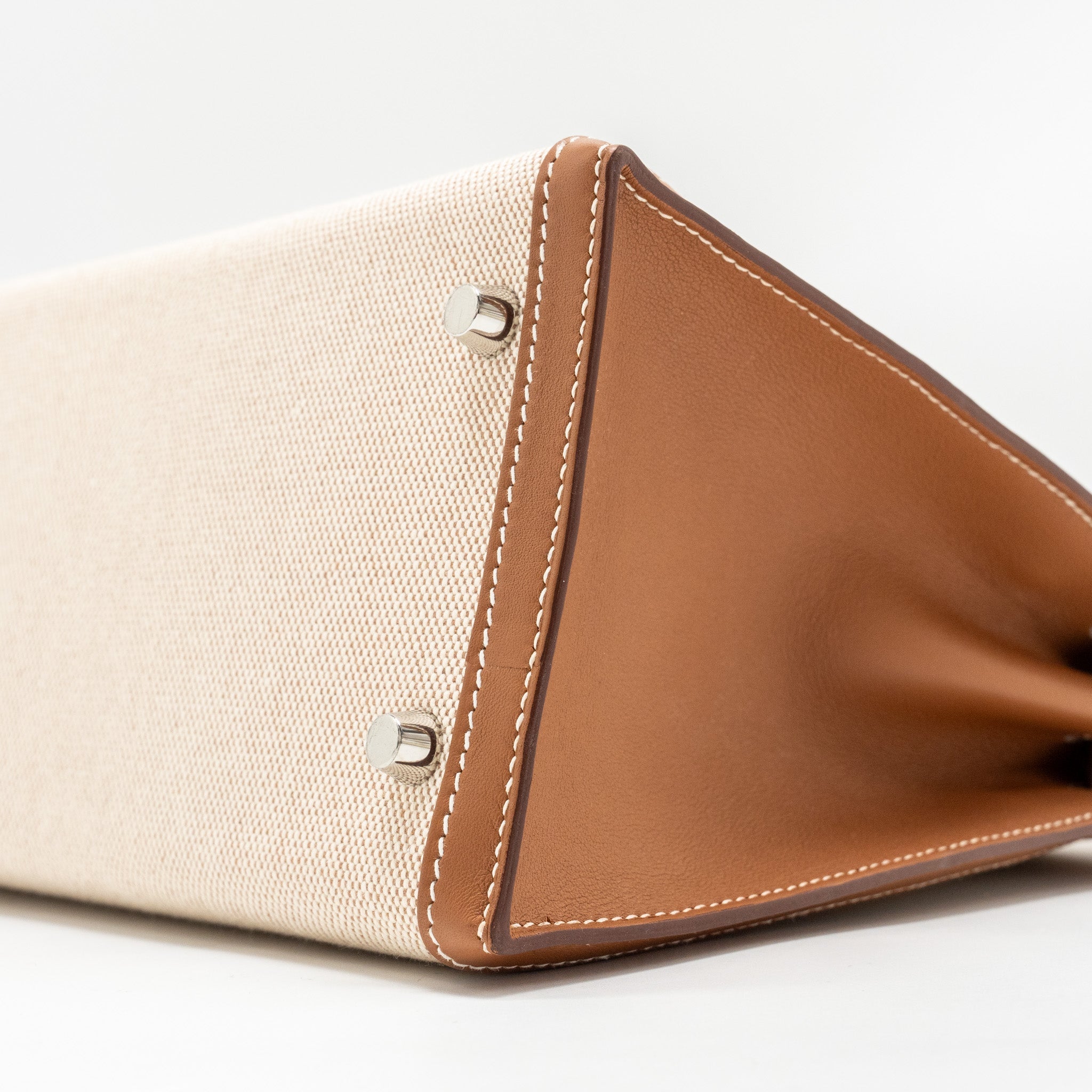 HERMES KELLY 28 SELLIER TOILE H/SWIFT ECRU/GOLD SHW