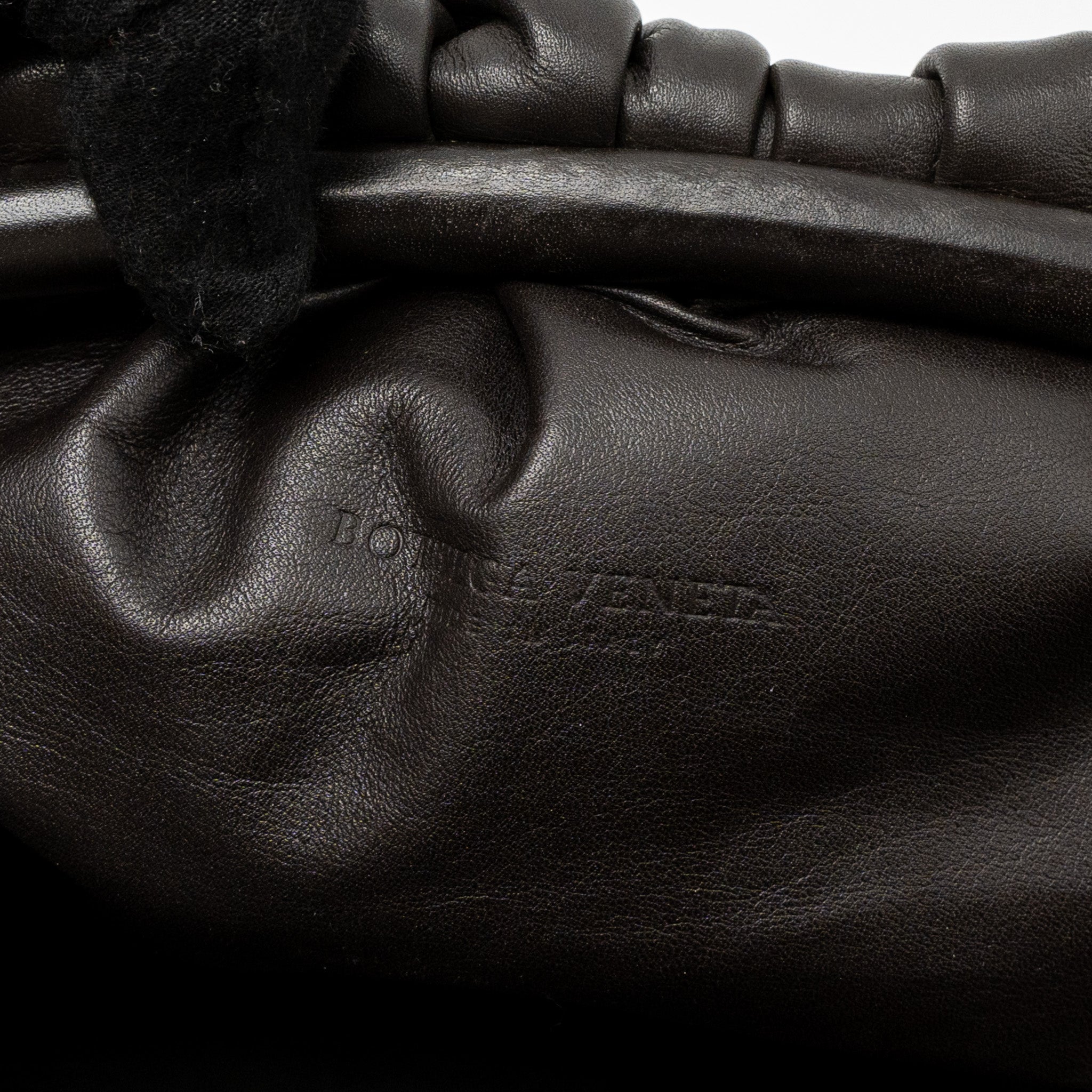 BOTTEGA VENETA CLUTCH CALFSKIN DARK BROWN GHW