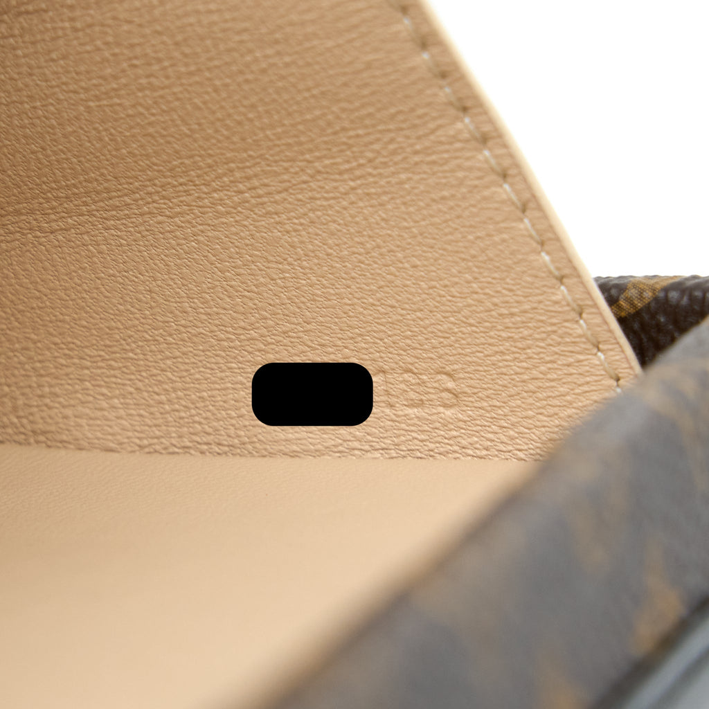 LOUIS VUITTON PETITE MALLE MONOGRAM CANVAS GHW