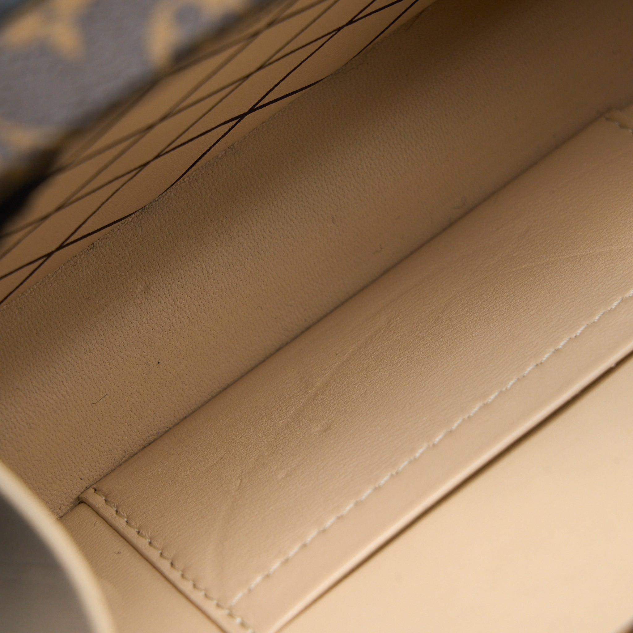 LOUIS VUITTON PETITE MALLE MONOGRAM CANVAS GHW