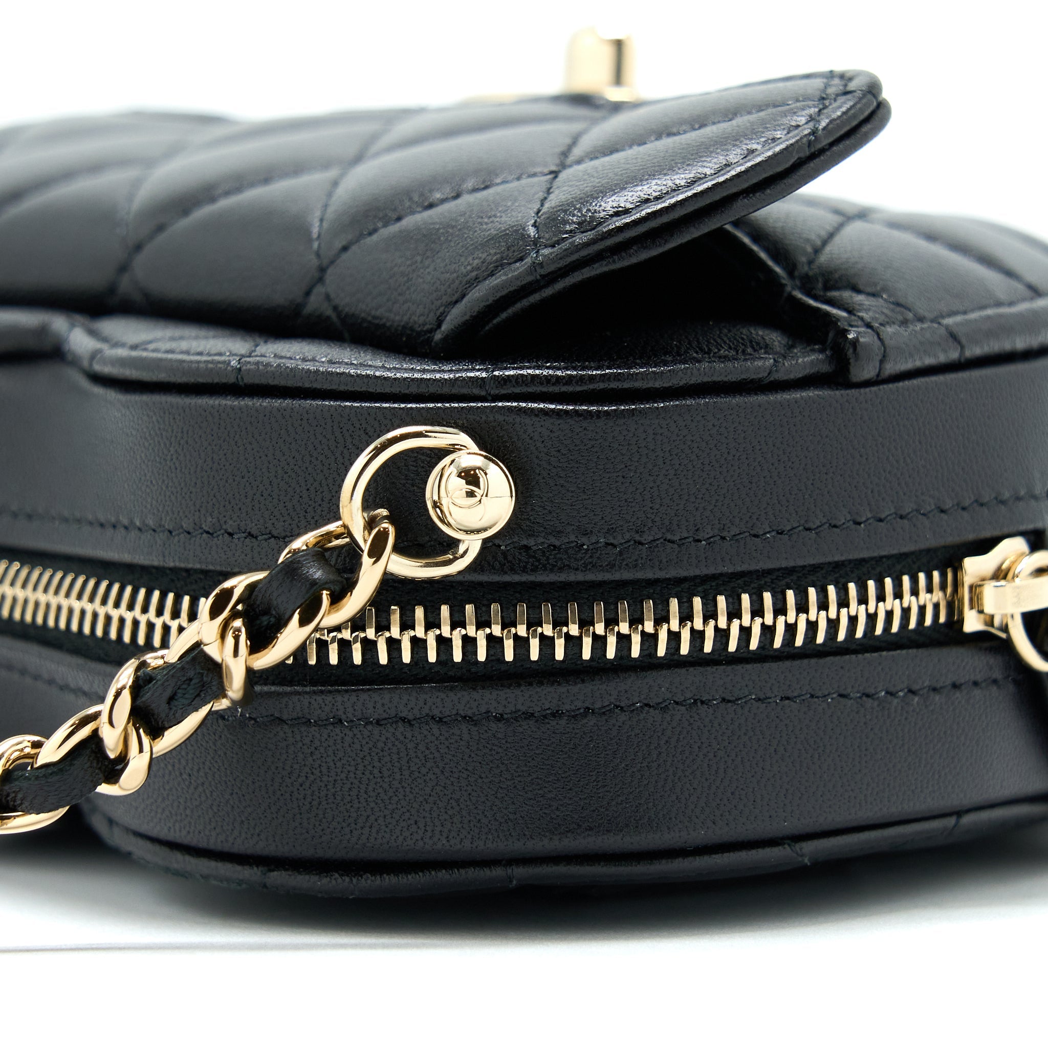 CHANEL 22S SMALL HEART BAG LAMBSKIN BLACK LGHW