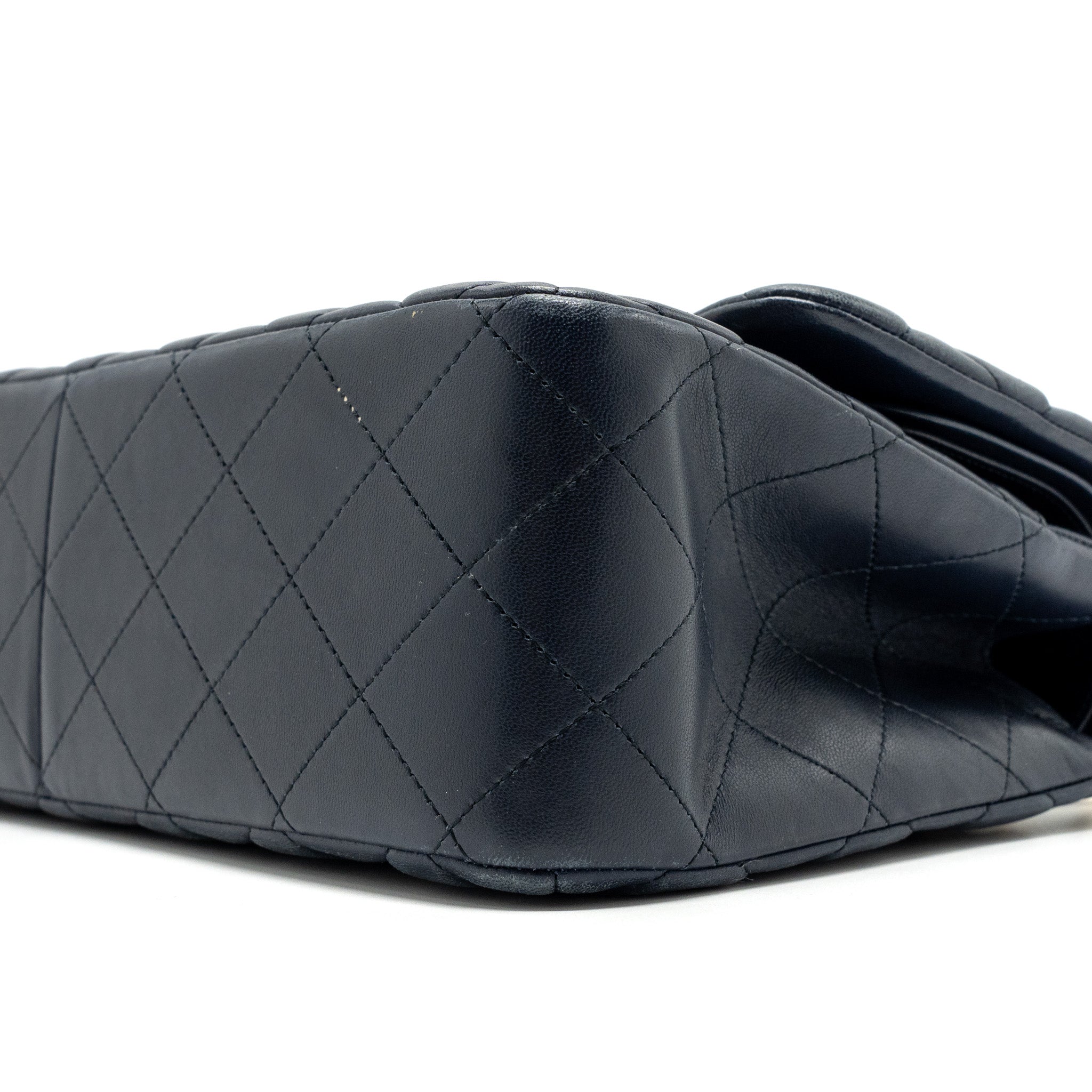 CHANEL JUMBO CLASSIC DOUBLE FLAP LAMBSKIN NAVY GHW