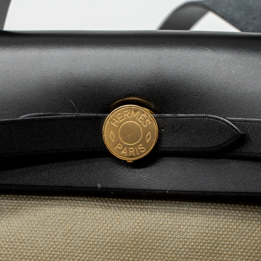 HERMES HERBAG 31 ZIP BAG TOLIE H BERLINE CANVAS/VACHE HUNTER LICHEN/ECRU-BEIGE/BLACK GHW