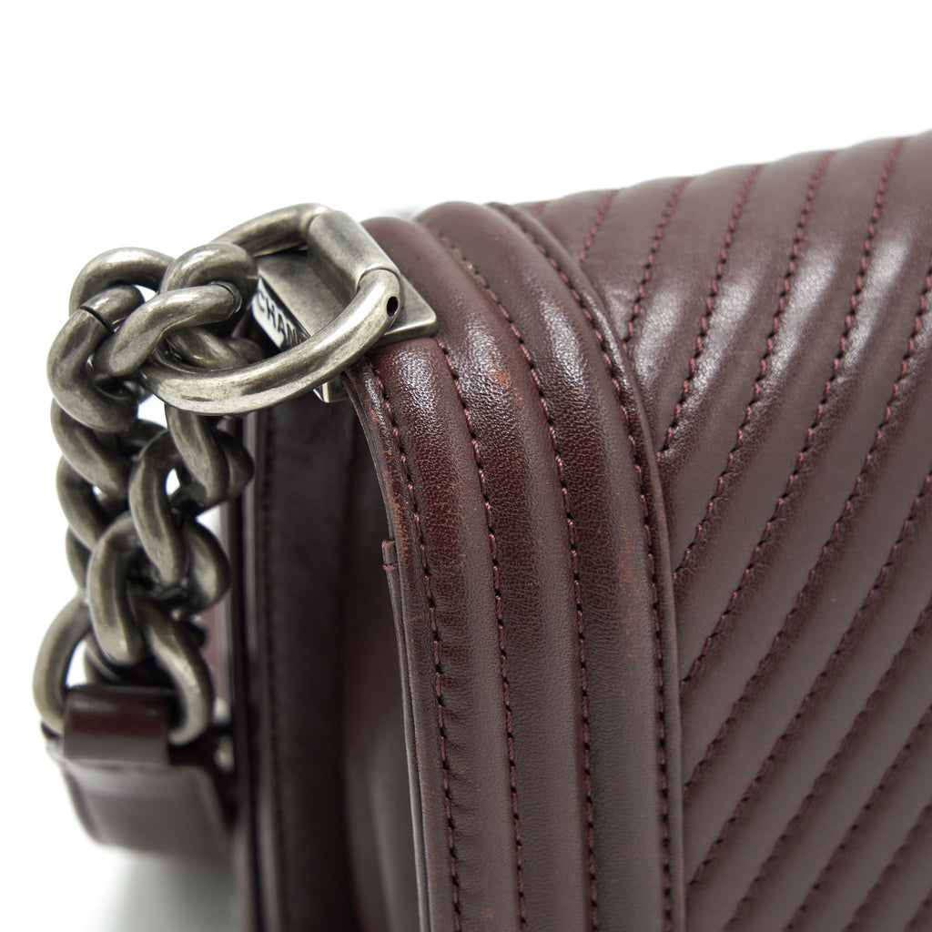 CHANEL CHEVRON SMALL BOY BAG LAMBSKIN BURGUNDY RUTHENIUM HARDWARE