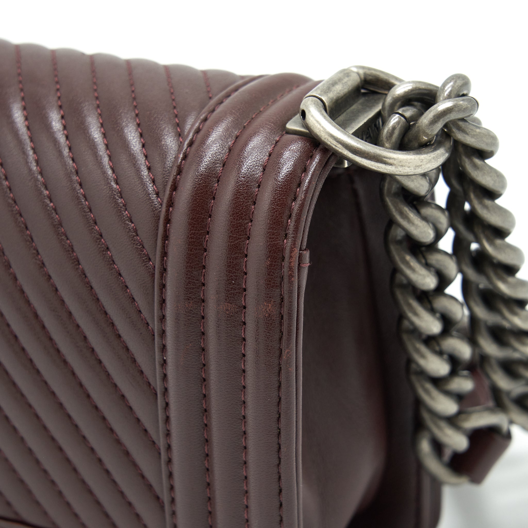 CHANEL CHEVRON SMALL BOY BAG LAMBSKIN BURGUNDY RUTHENIUM HARDWARE