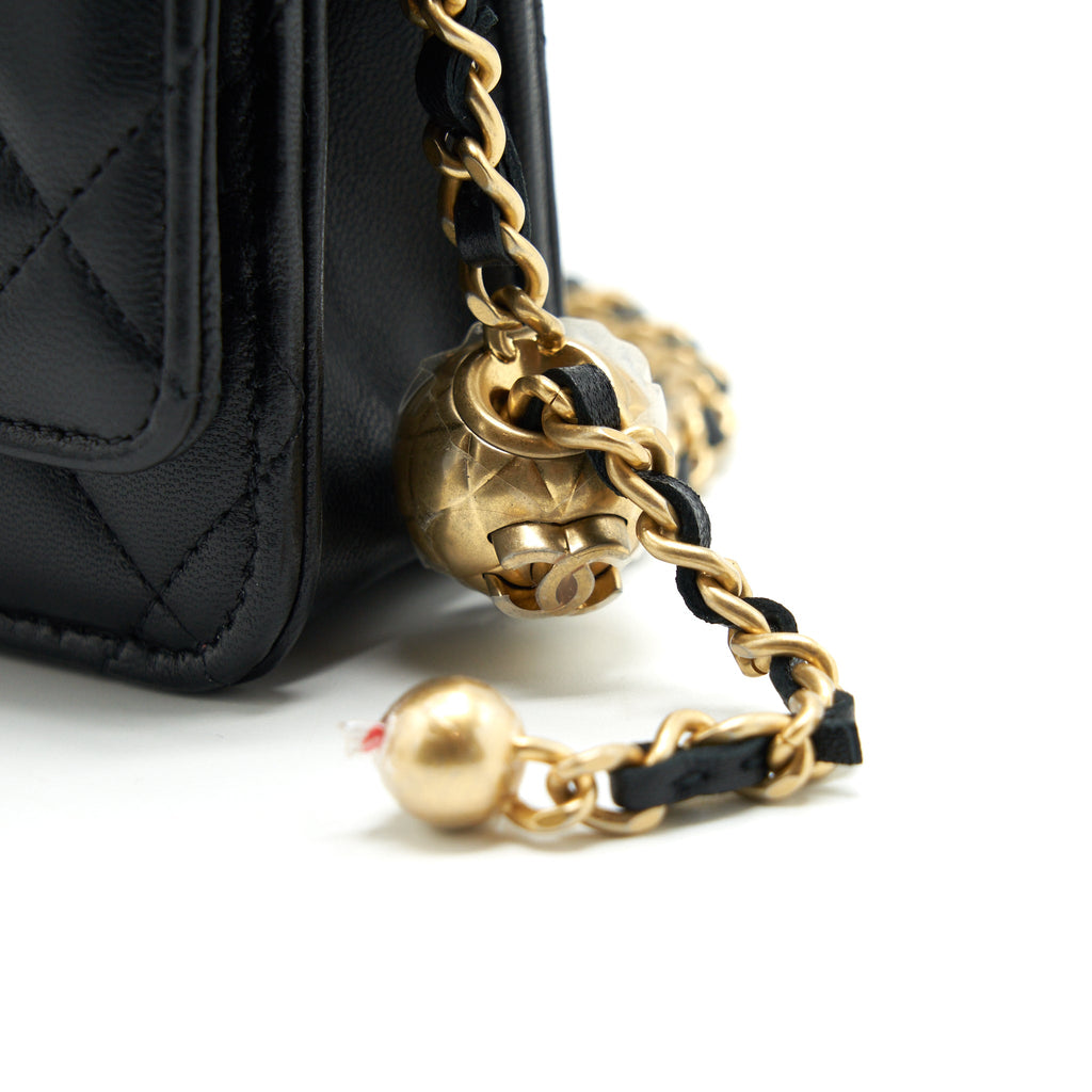 CHANEL 22C PEARL CRUSH WALLET ON CHAIN LAMBSKIN BLACK GHW (MICROCHIP)