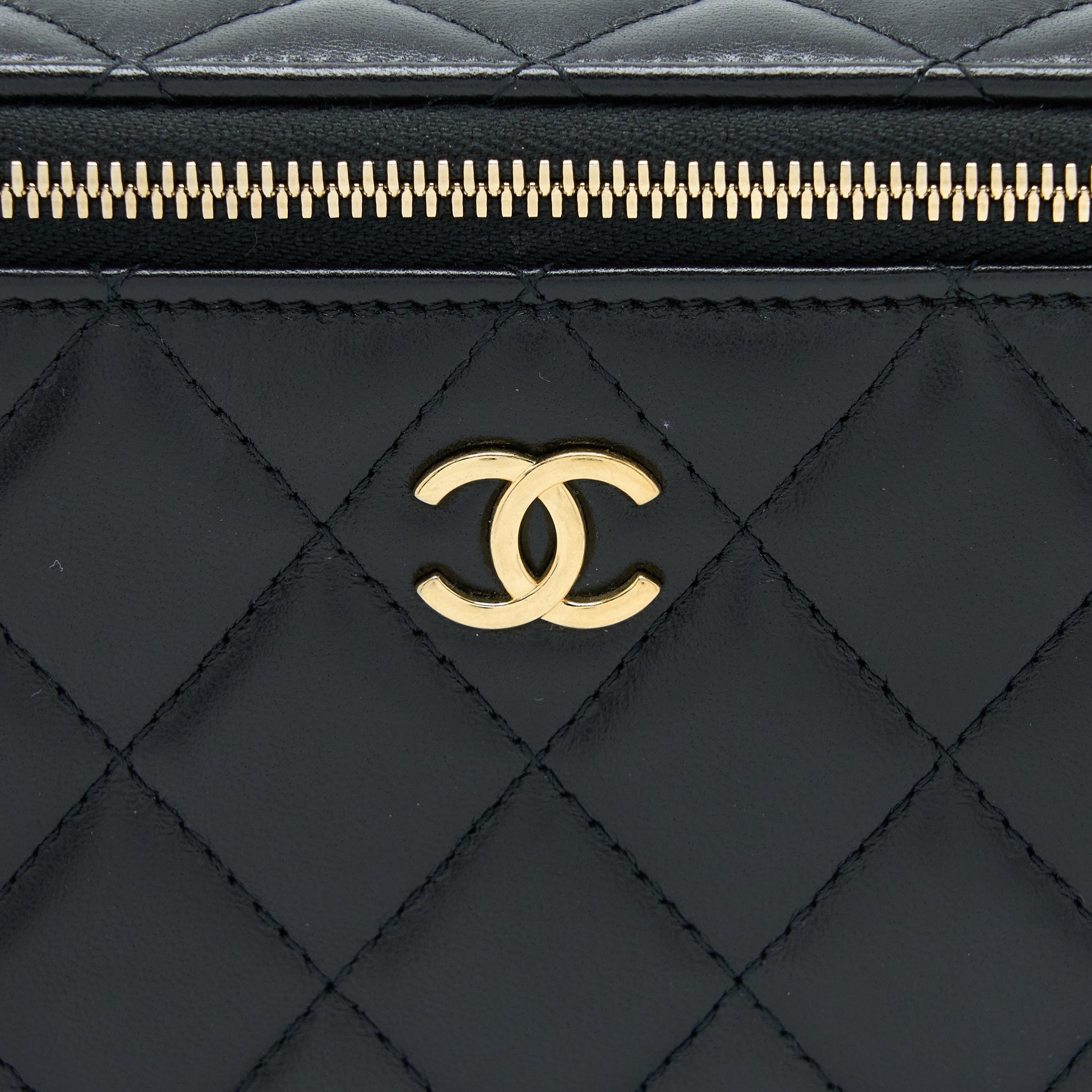 CHANEL LONG VANITY DETAILED GEM CHAIN LAMBSKIN BLACK GHW (MICROCHIP)