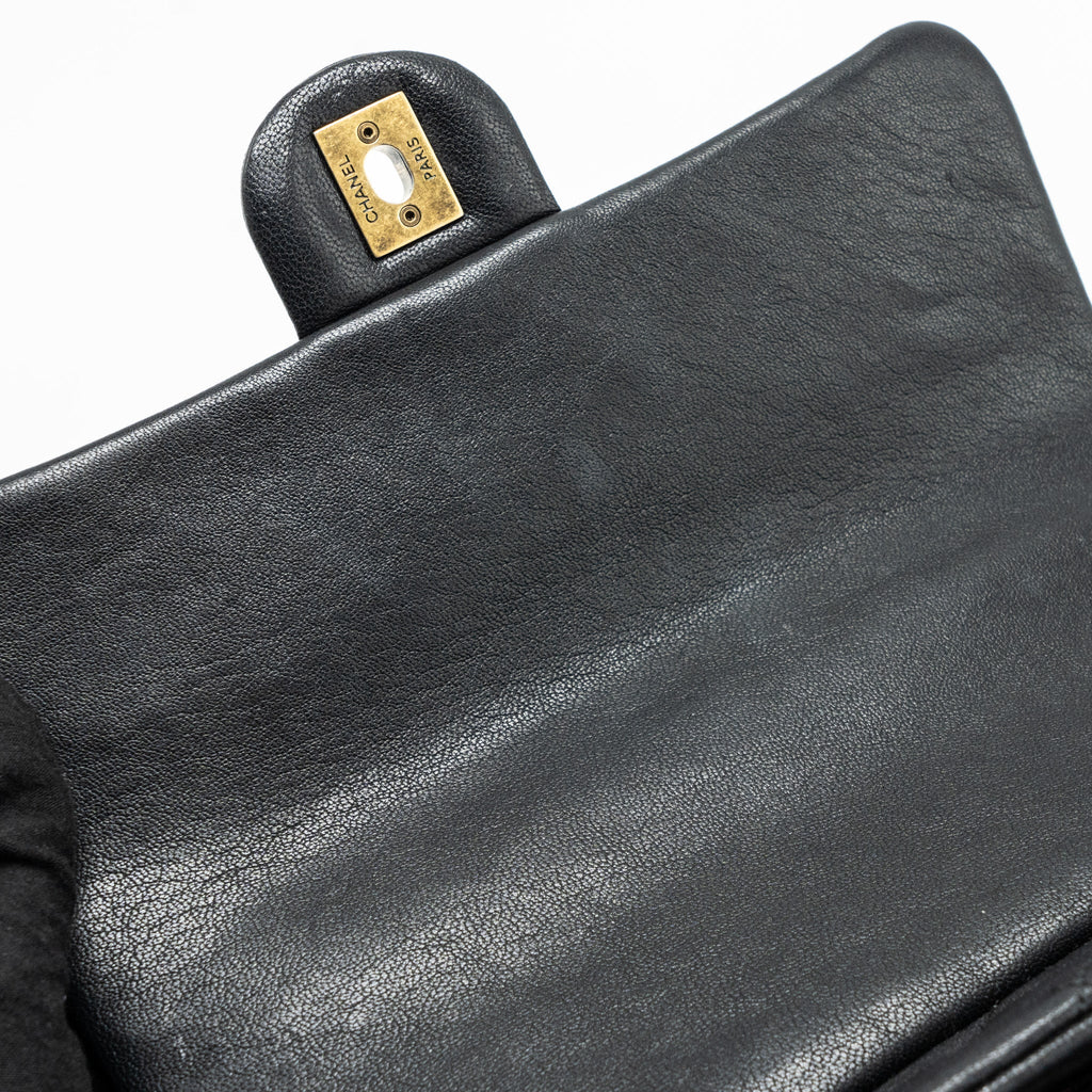 CHANEL CHAINS HANDLE FLAP BAG LAMBSKIN BLACK GHW