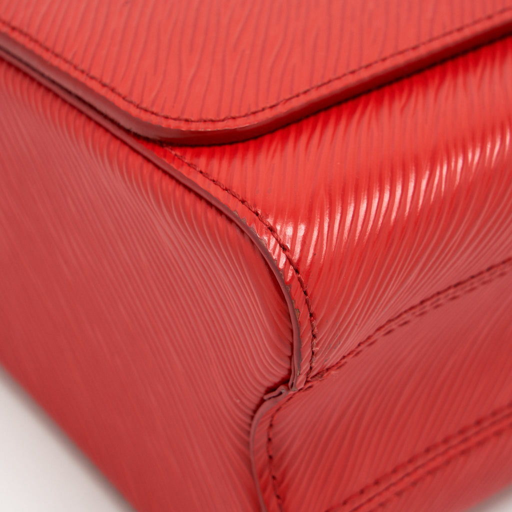 LOUIS VUITTON TWIST BAG MM RED SHW