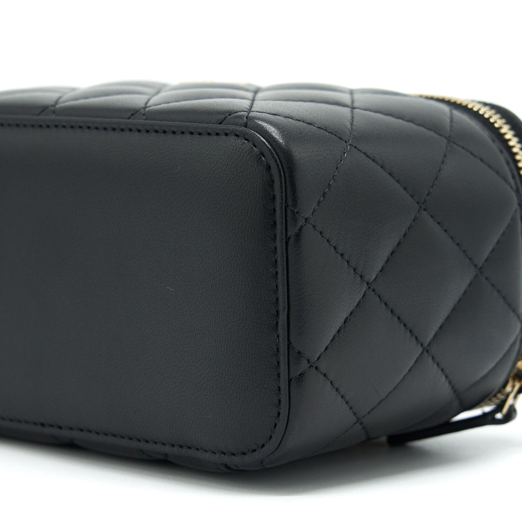 CHANEL 22S PEARL CRUSH LONG VANITY WITH CHAIN LAMBSKIN BLACK GHW