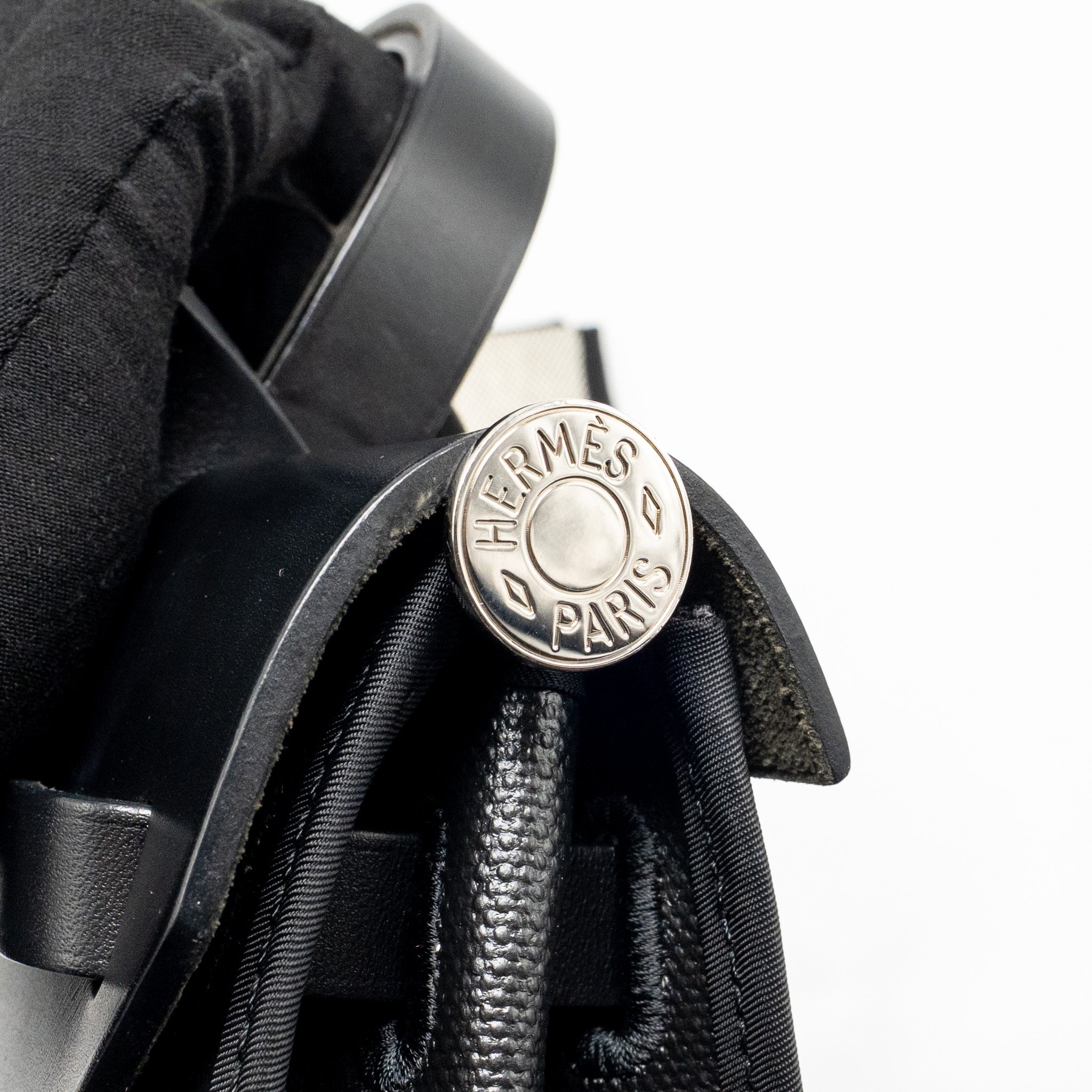 HERMES HERBAG 31 ZIP BAG BERLINE CANVAS/HUNTER LEATHER BLACK/ECRU-BLACK SHW