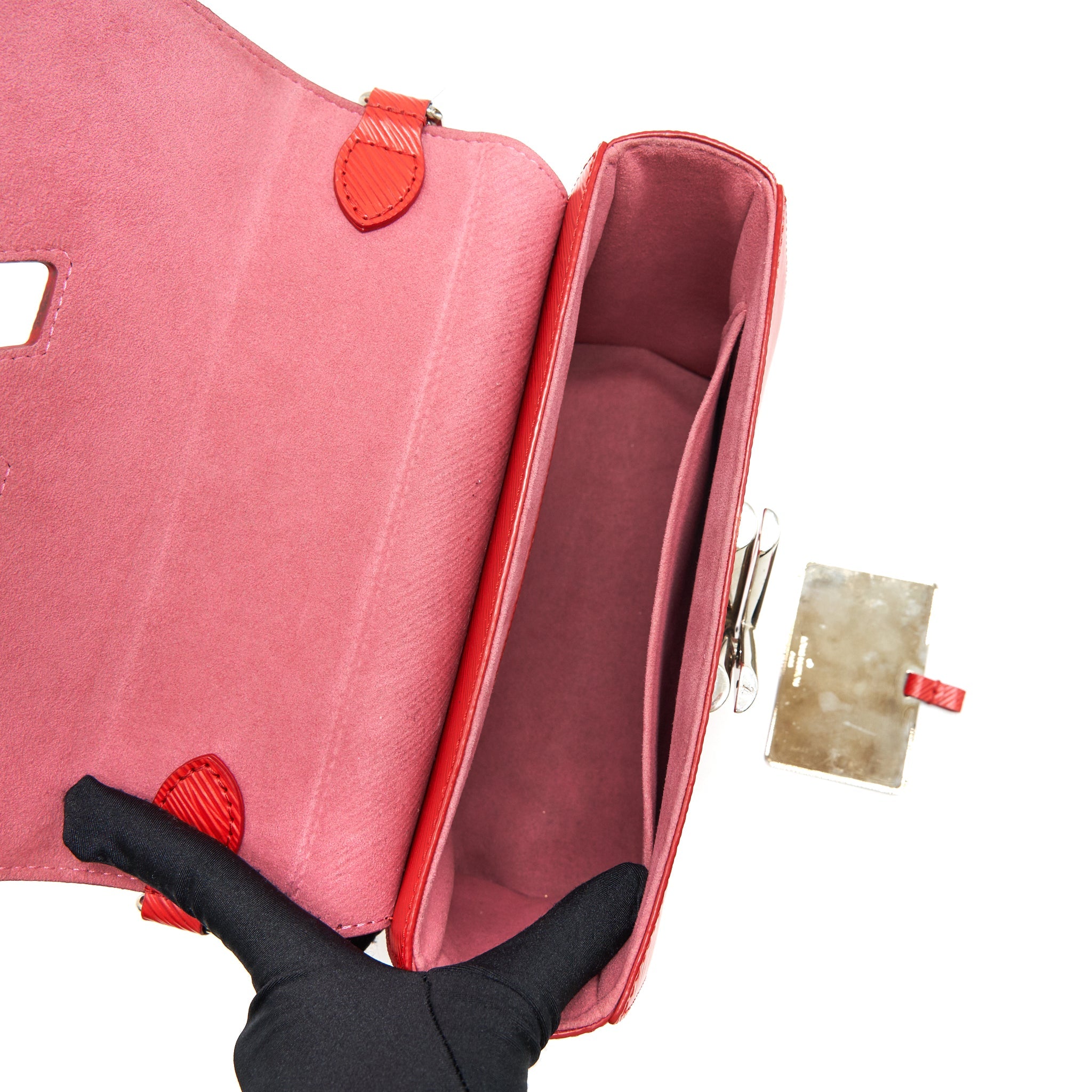 LOUIS VUITTON TWIST BAG MM RED SHW