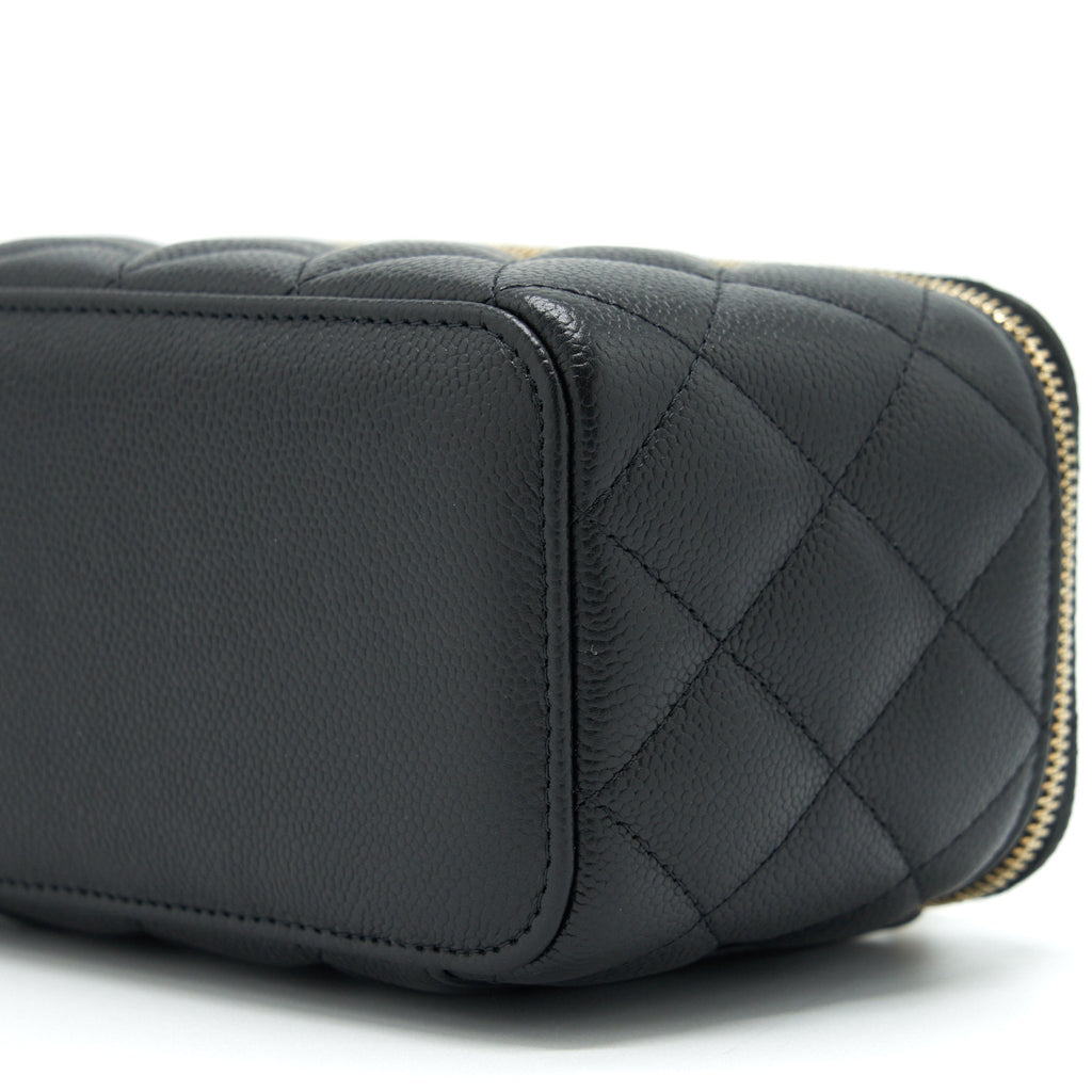 CHANEL 22P LONG VANITY WITH CC LOGO CHAIN CAVIAR BLACK LGHW