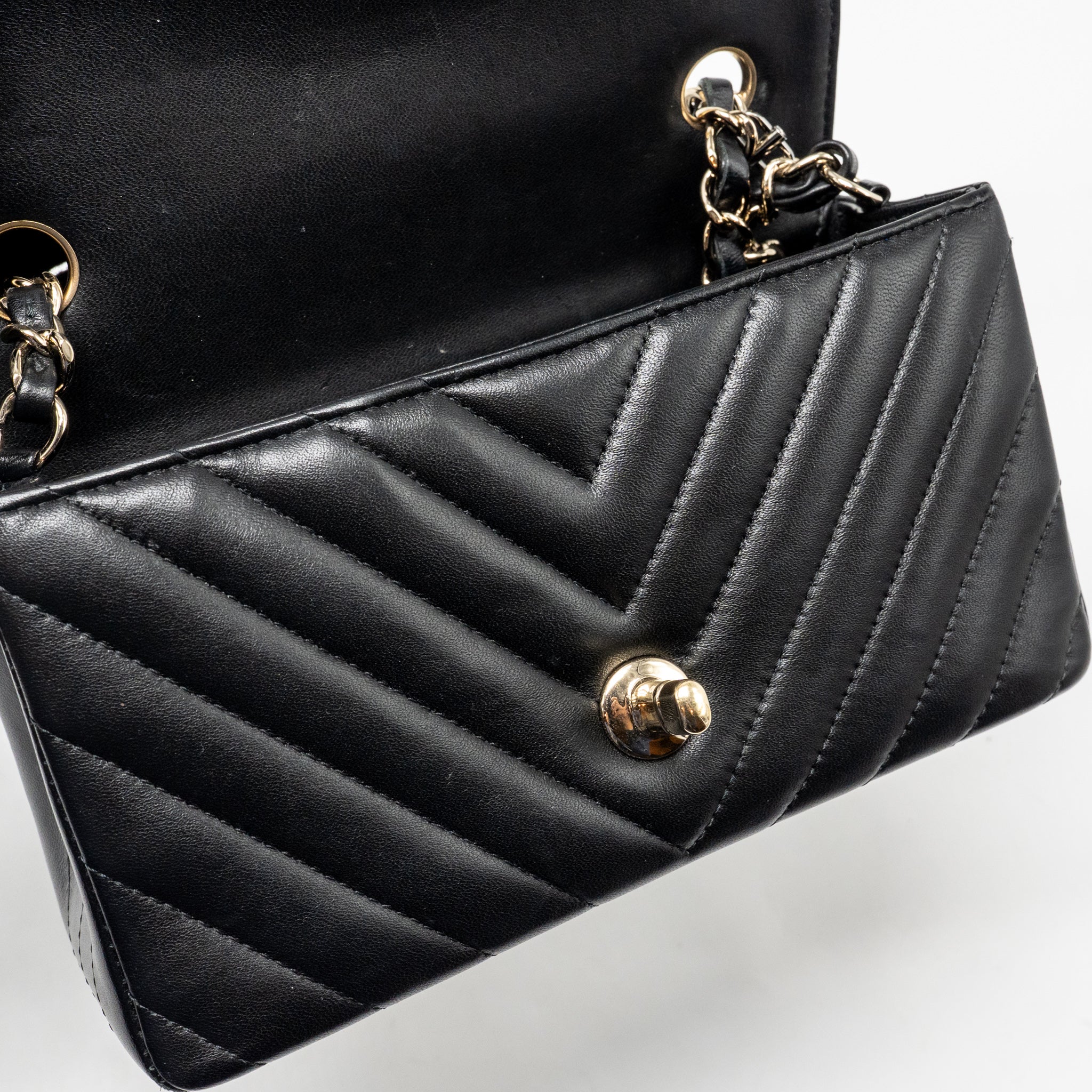 CHANEL MINI RECTANGULAR FLAP BAG CHEVRON LAMBSKIN BLACK LGHW