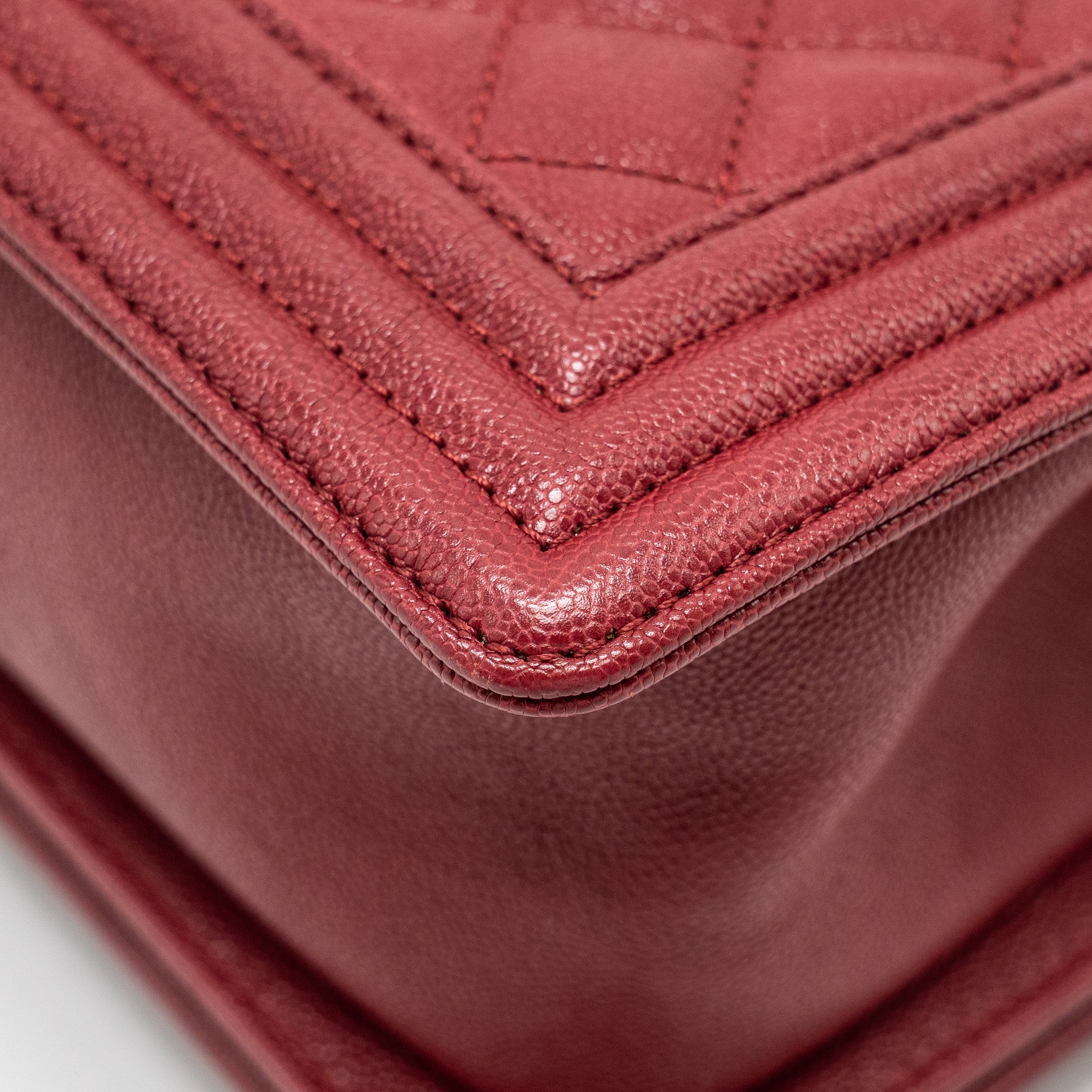 CHANEL MEDIUM BOY BAG CAVIAR RED GHW