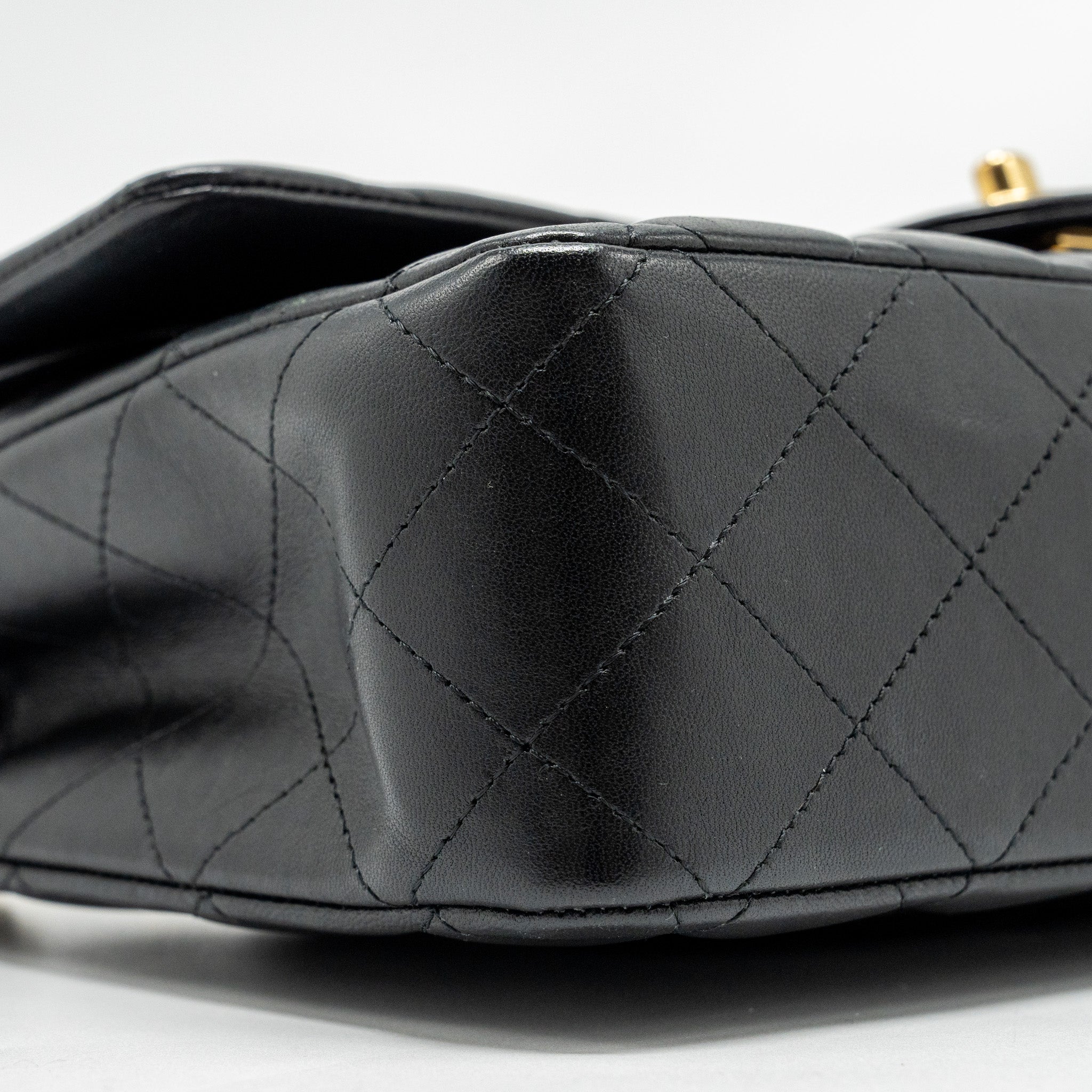 CHANEL  MEDIUM CLASSIC DOUBLE  FLAP BAG LAMBSKIN BLACK GHW