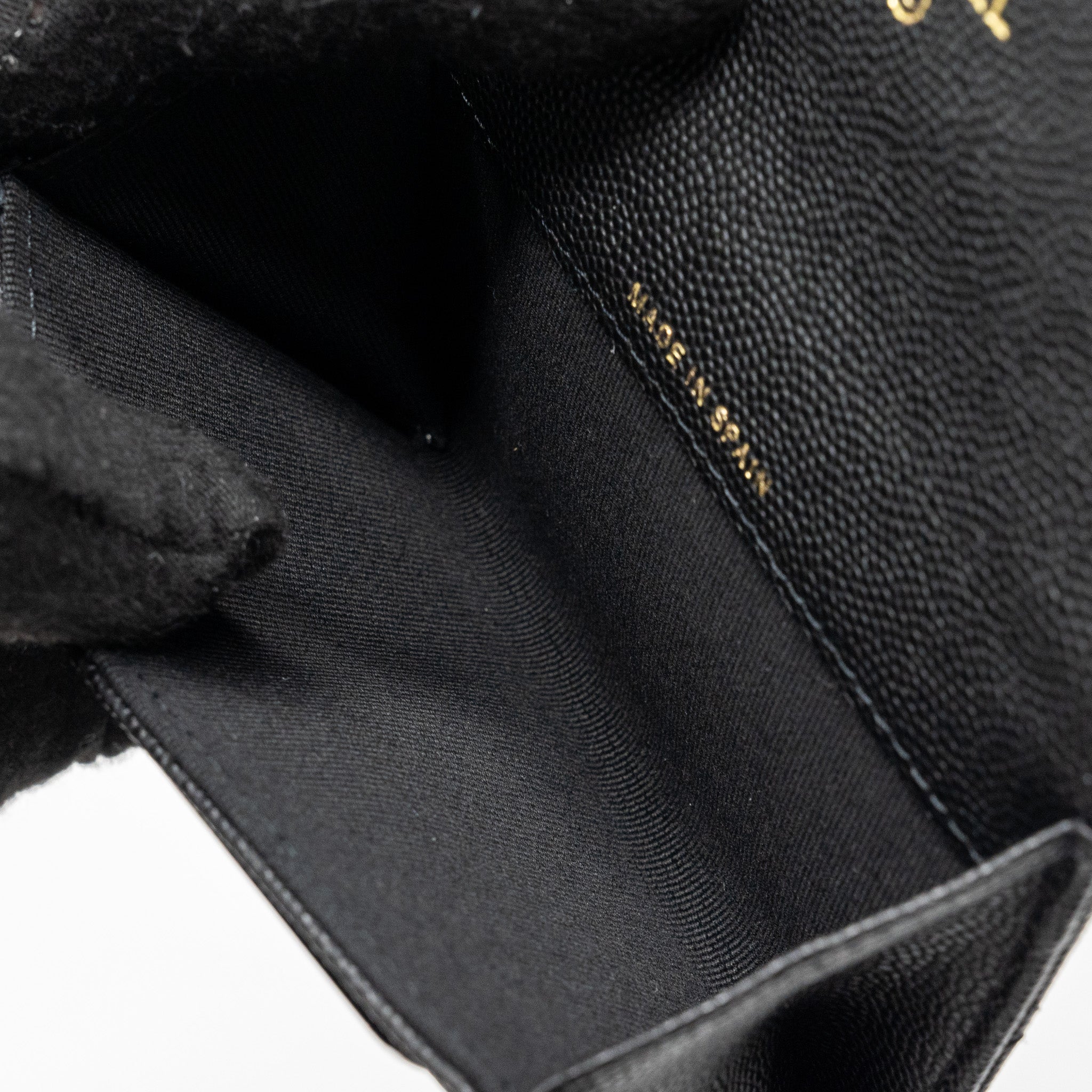 CHANEL QUILTED FLAP CARD HOLDER WITH HEART CHARM CAVIAR BLACK GHW (MICROCHIP)