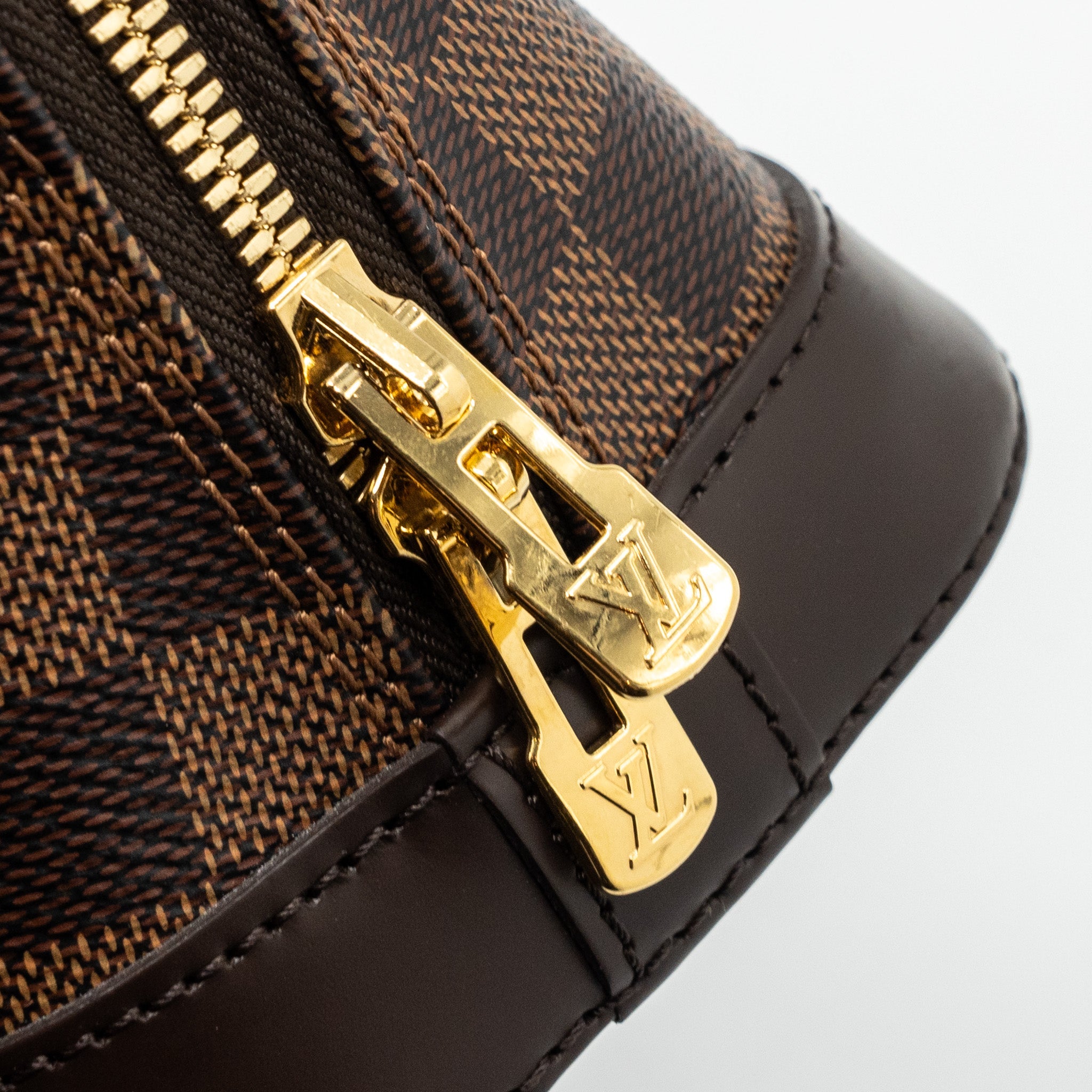LOUIS VUITTON ALMA BB DAMIER EBENE GHW
