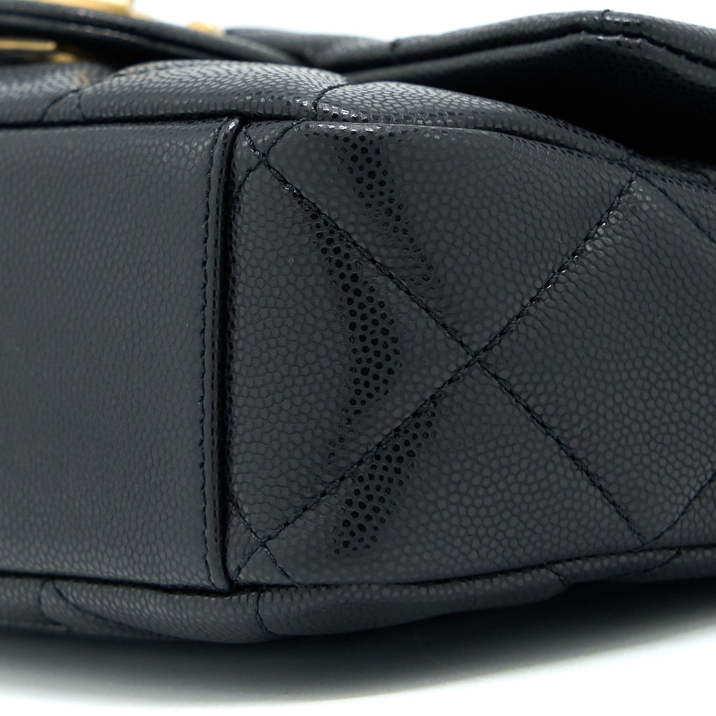 CHANEL 22A SMALL FLAP BAG GRAINED SHINY CALFSKIN BLACK BRUSHED GHW(MICROCHIP)
