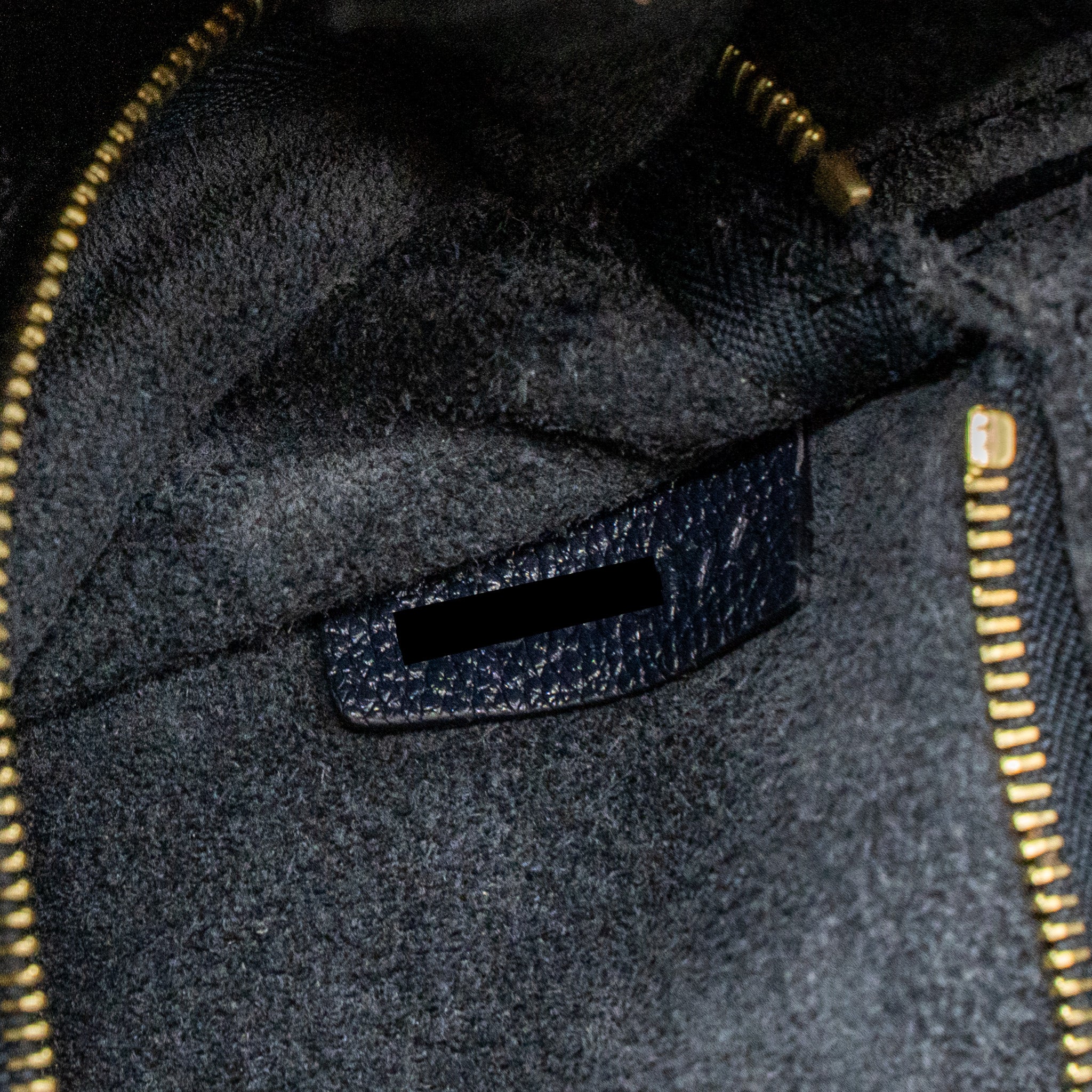 CELINE SANGLE BUCKET BAG CALFSKIN NAVY GHW