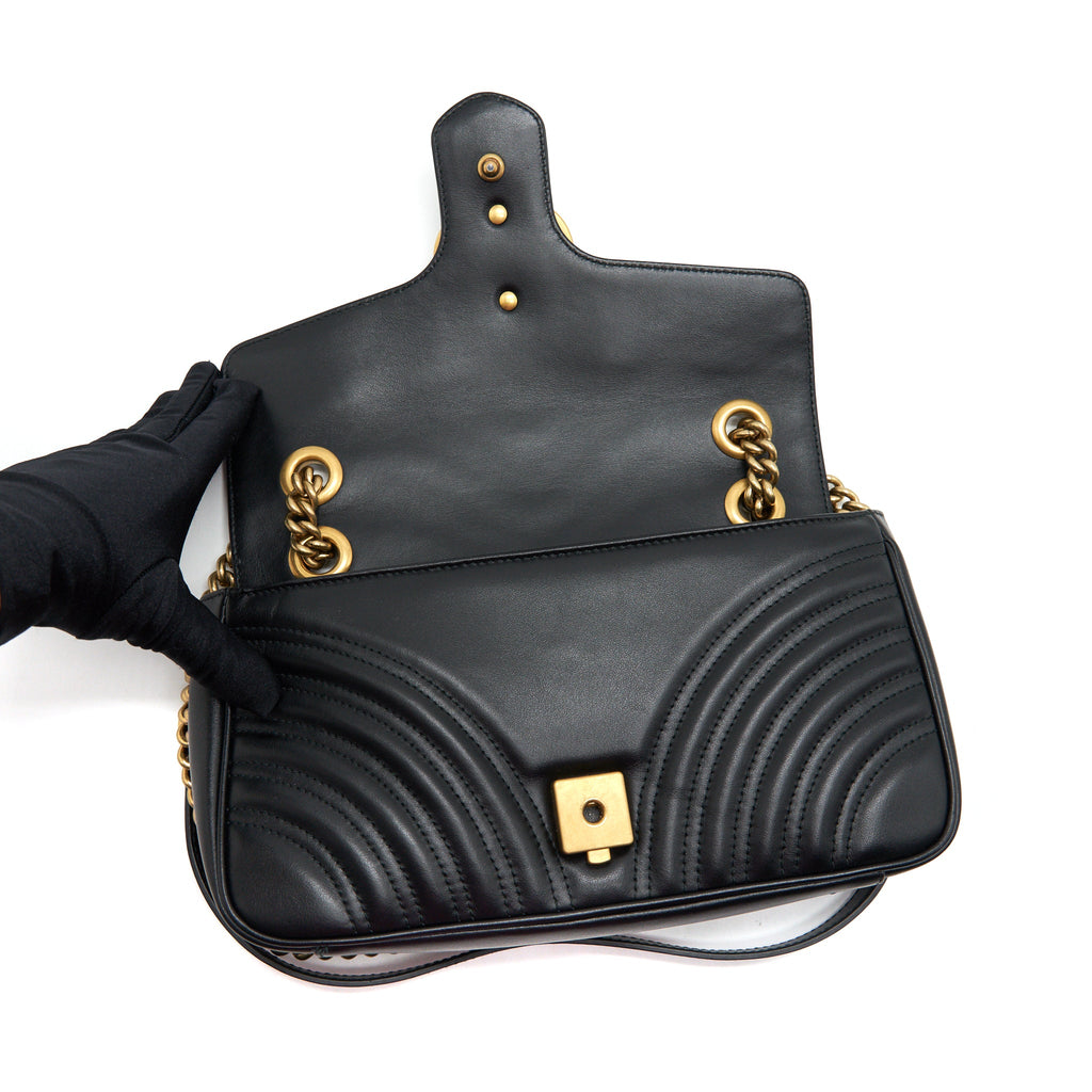 GUCCI GG MARMONT SHOULDER BAG 26CM BLACK WITH GHW