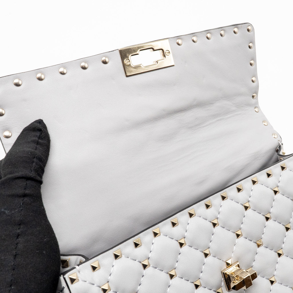 VALENTINO MEDIUM ROCKSTUD SPIKE BAG LAMBSKIN NAPPA LIGHT GREY LGHW