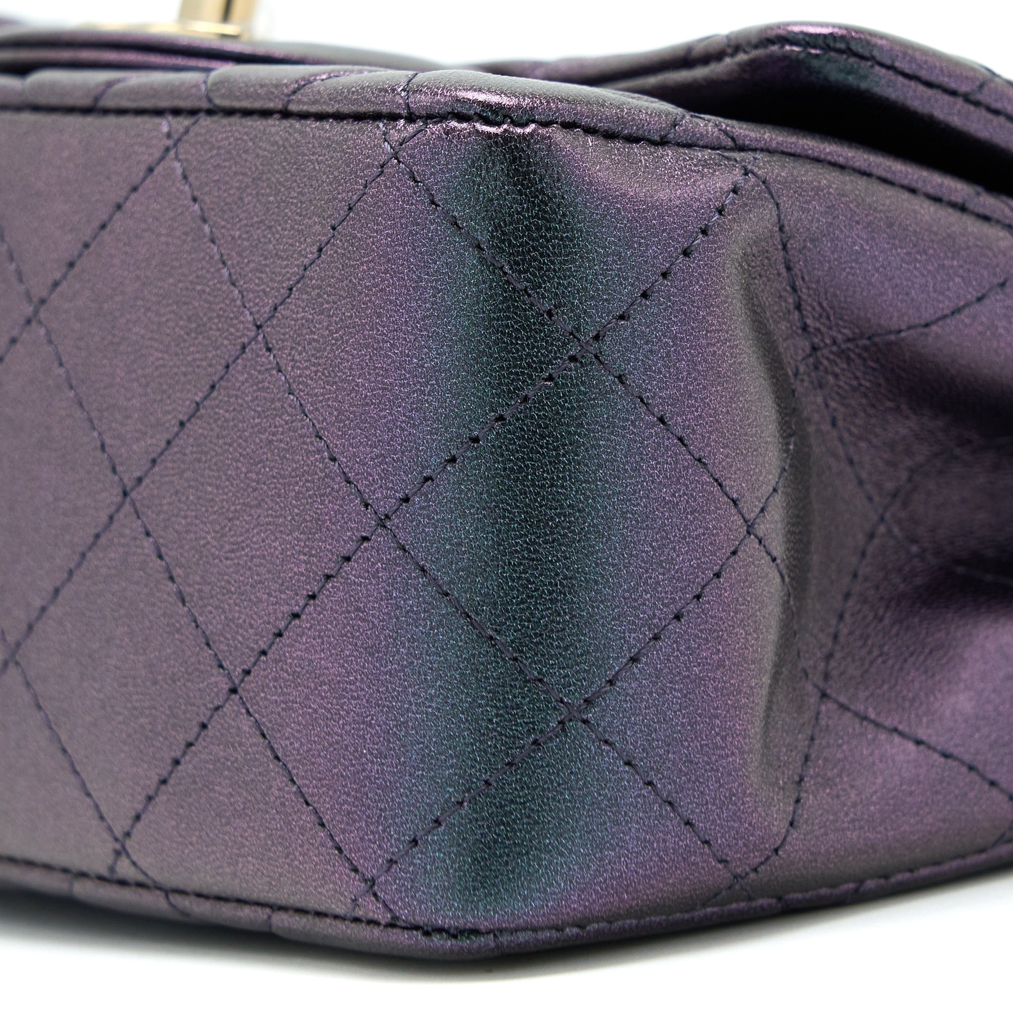 CHANEL 22B MINI SQUARE PEARLY LAMBSKIN BLACK LGHW (MICROCHIP)