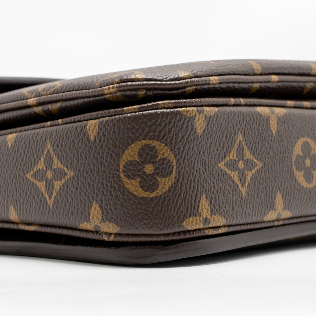 LOUIS VUITTON POCHETTE MÉTIS MONOGRAM CANVAS GHW