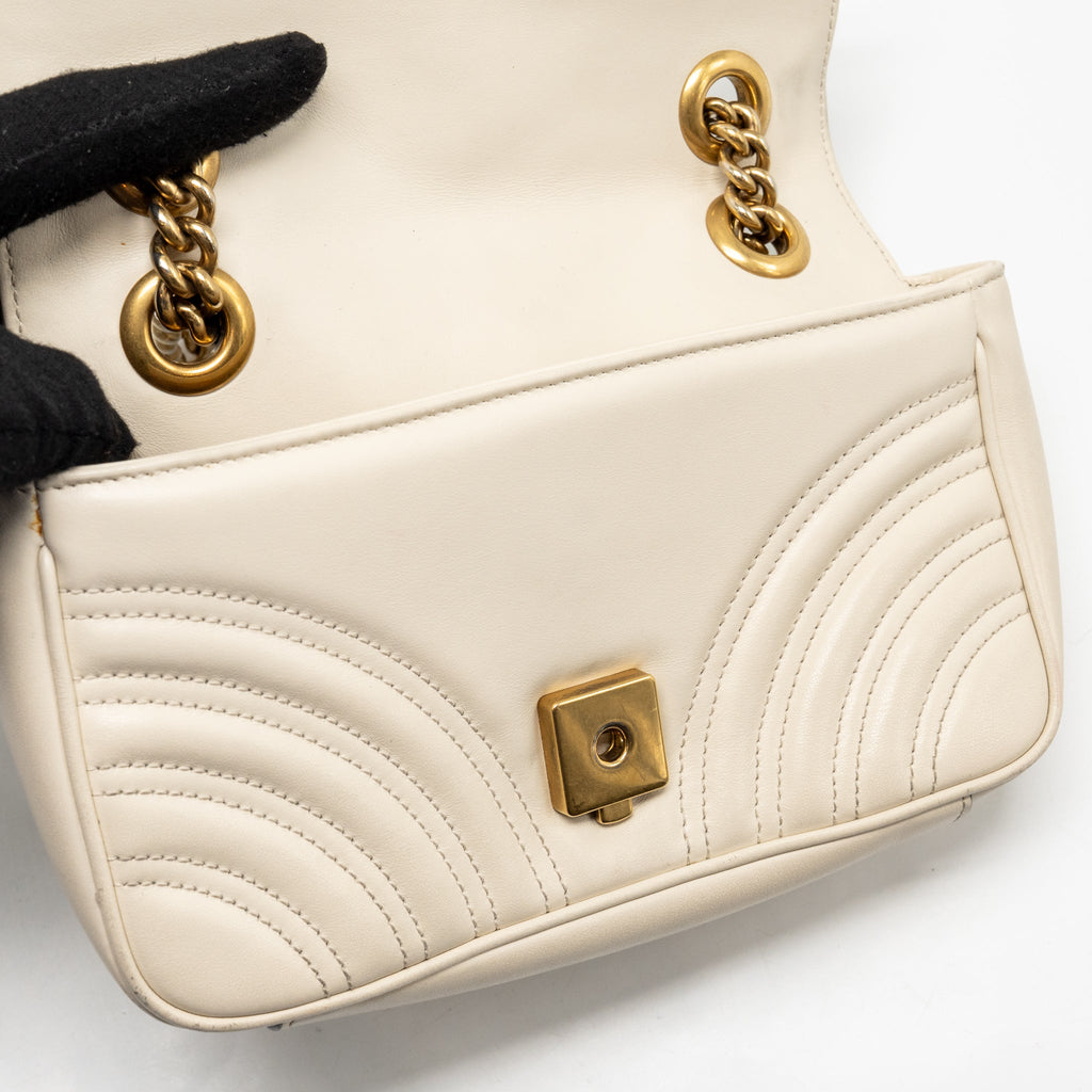 GUCCI MINI MARMONT BAG CALFSKIN WHITE GHW