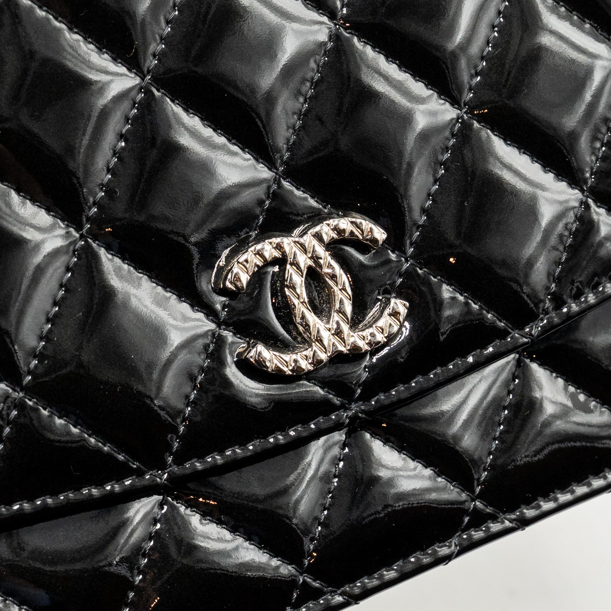 CHANEL WALLET ON CHAIN PATENT LEATHER BLACK SHW