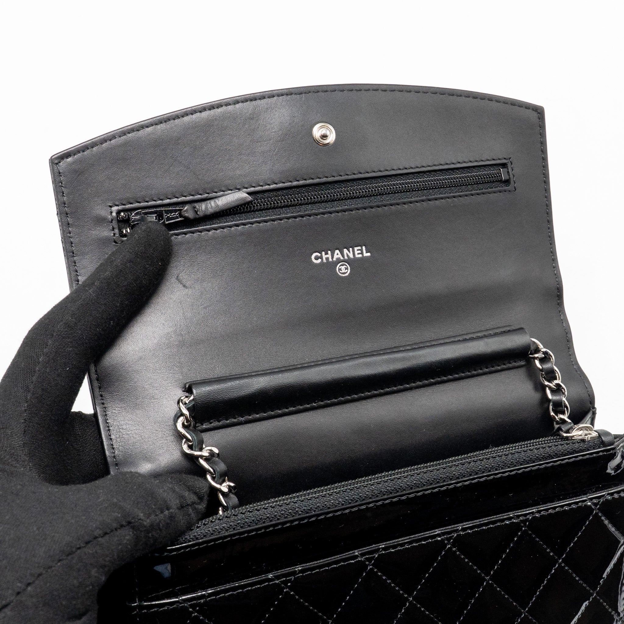 CHANEL WALLET ON CHAIN PATENT LEATHER BLACK SHW
