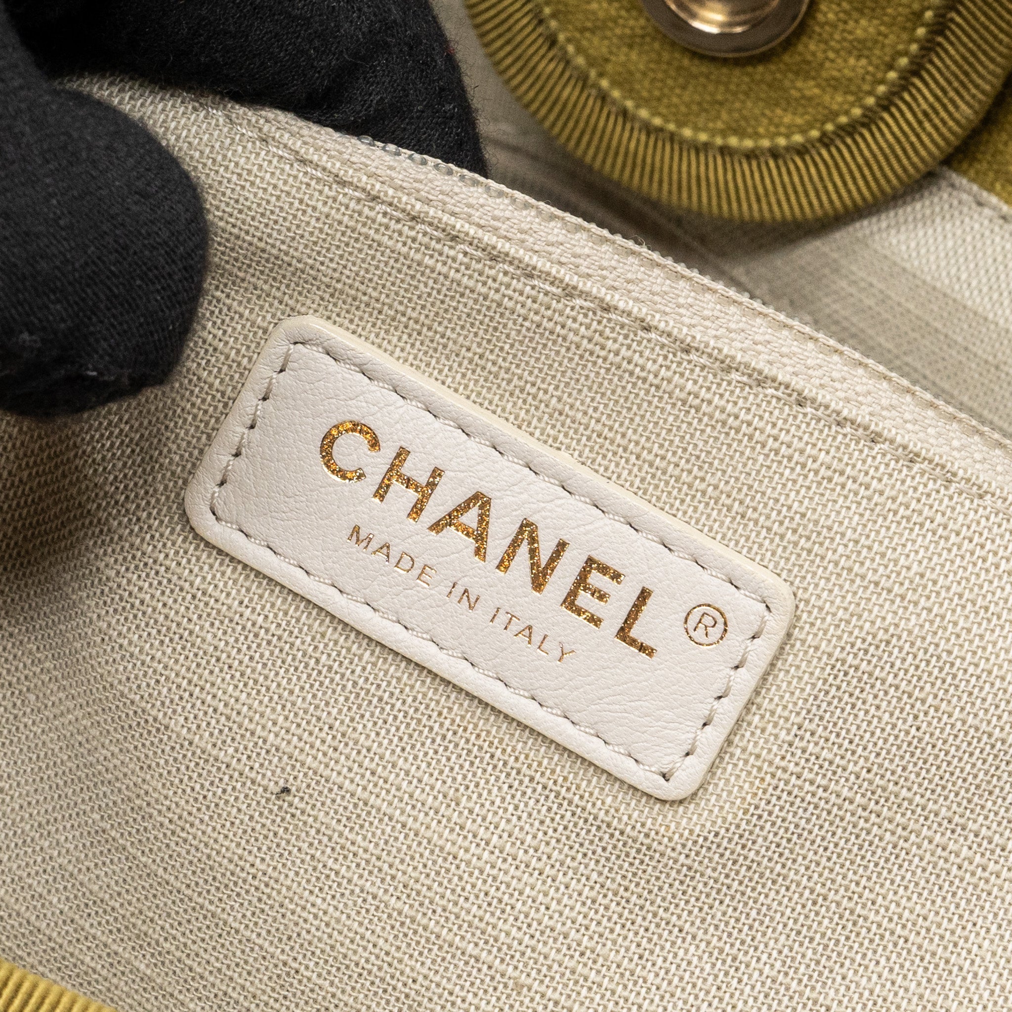 CHANEL DEAUVILLE TOTE BAG CANVAS OLIVE GREEN LGHW (MICROCHIP)
