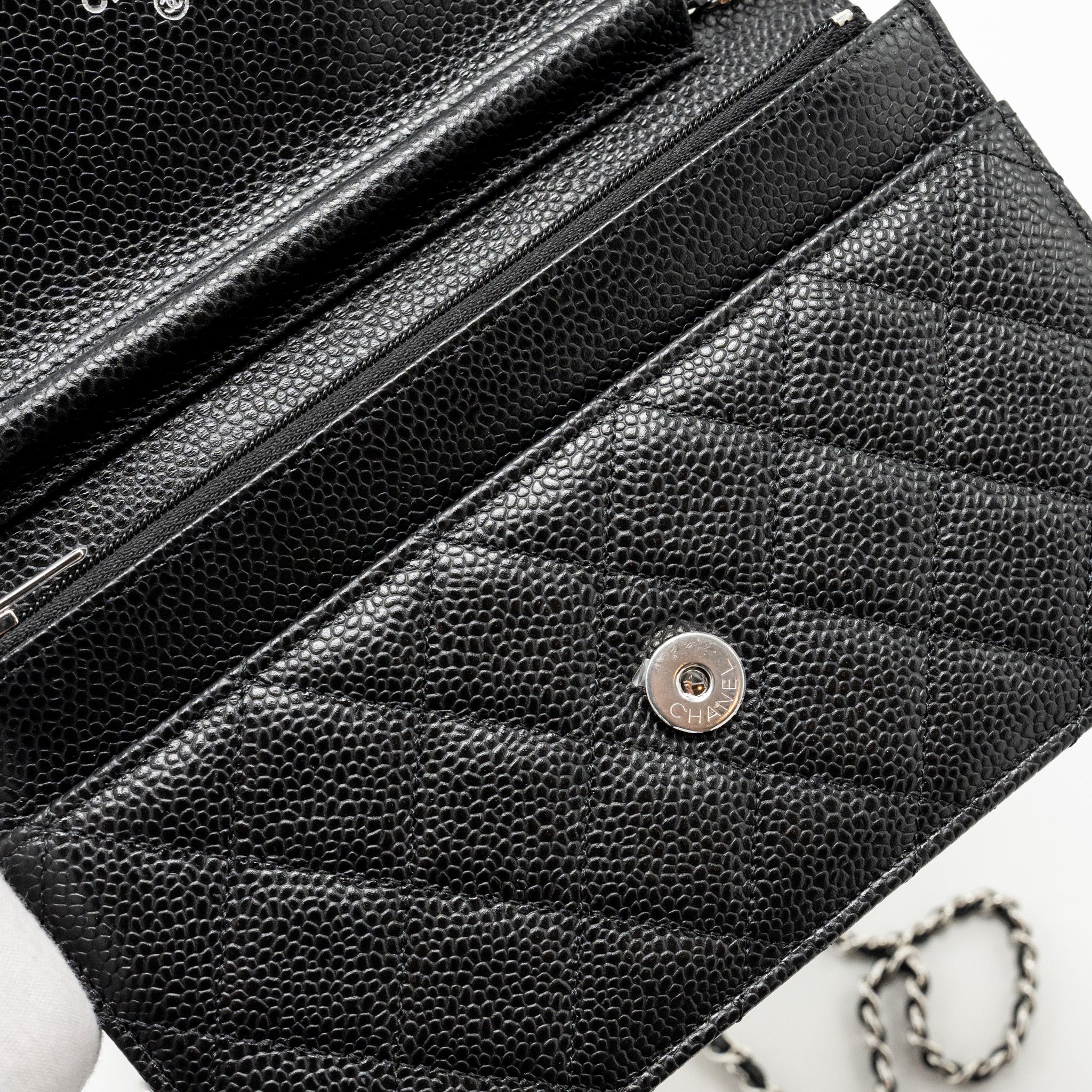 CHANEL CLASSIC WALLET ON CHAIN CAVIAR BLACK SHW (MICROCHIP)