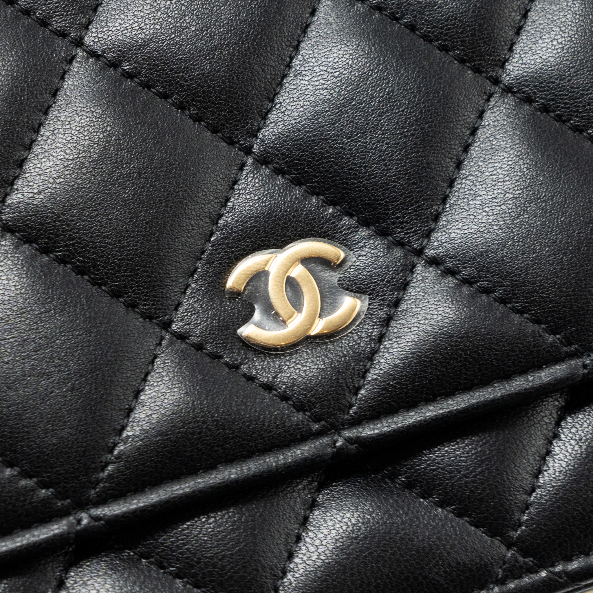 CHANEL CLASSIC WALLET ON CHAIN LAMBSKIN BLACK GHW