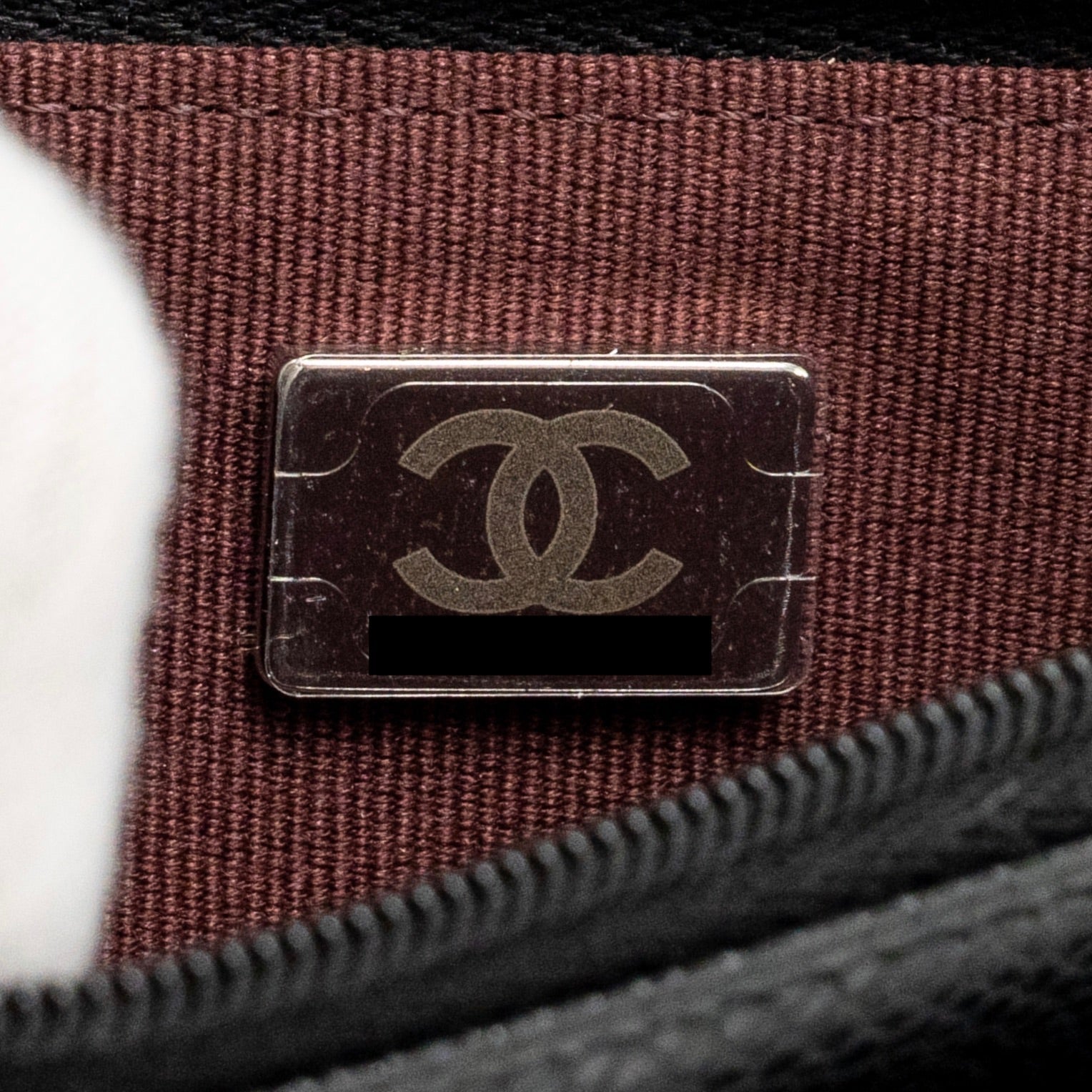 CHANEL CLASSIC WALLET ON CHAIN CAVIAR BLACK SHW (MICROCHIP)