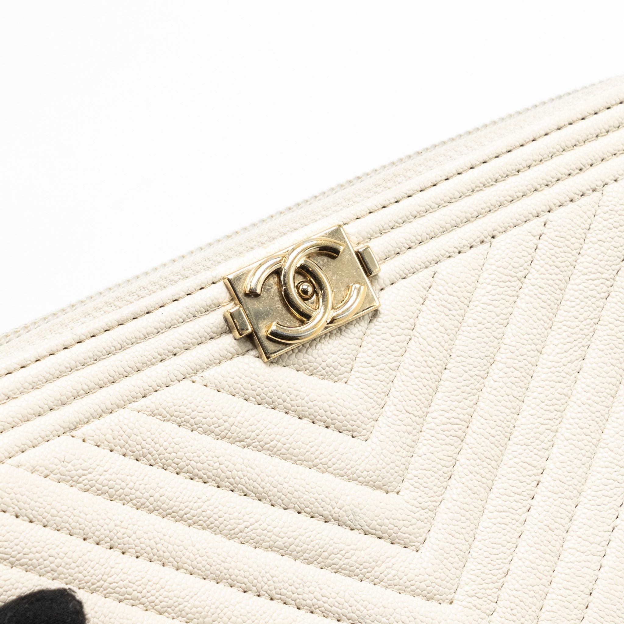 CHANEL BOY ZIPPER LONG WALLET CAVIAR WHITE LGHW