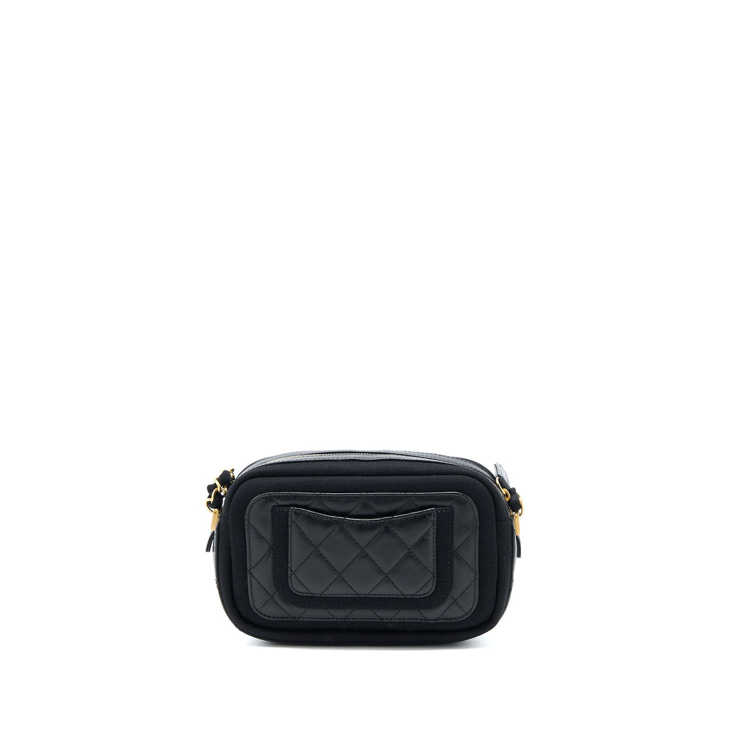 CHANEL CAMERA BAG LEATHER/ CANVAS BLACK GHW