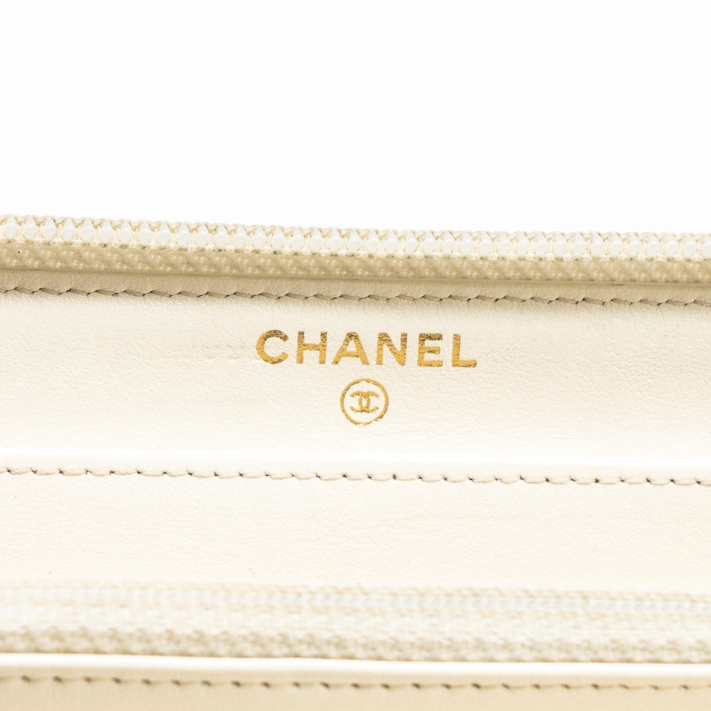 CHANEL BOY ZIPPER LONG WALLET CAVIAR WHITE LGHW