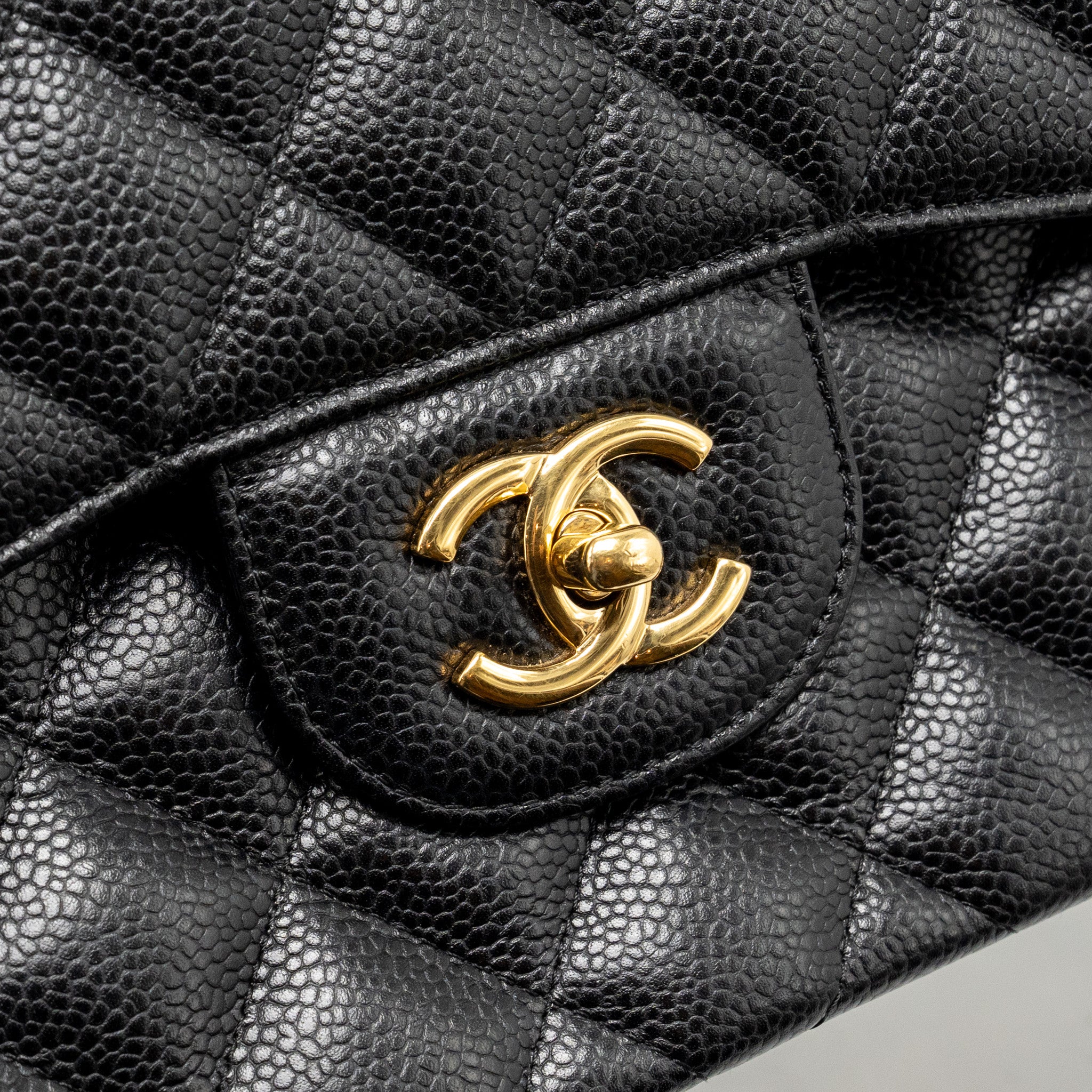 CHANEL JUMBO CLASSIC DOUBLE FLAP BAG CAVIAR BLACK GHW