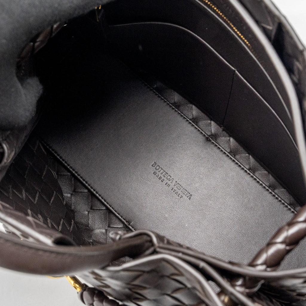 BOTTEGA VENETA MEDIUM ANDIAMO BAG LAMBSKIN FONDANT GHW