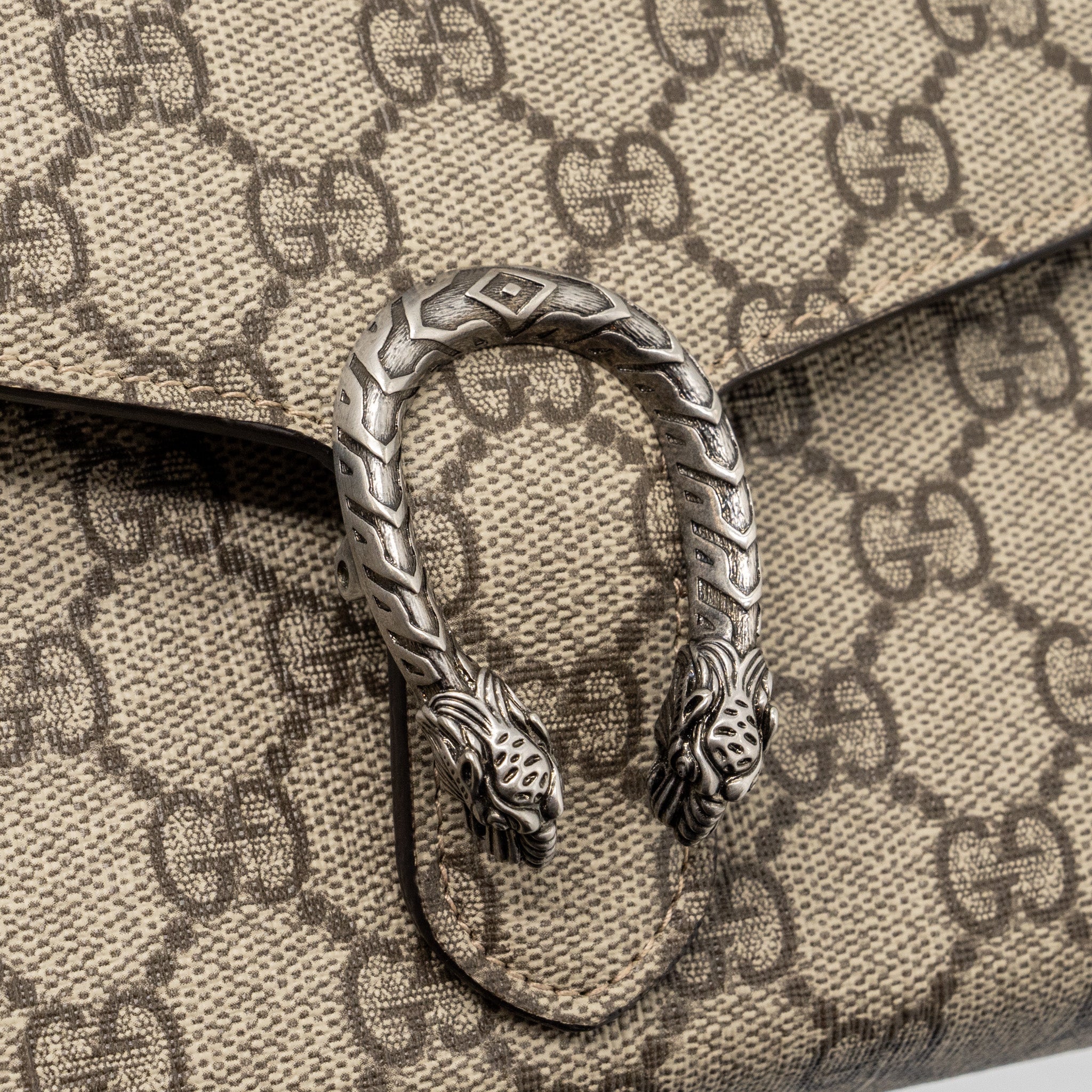 GUCCI DIONYSUS WALLET ON CHAIN GG SUPREME CANVAS SHW